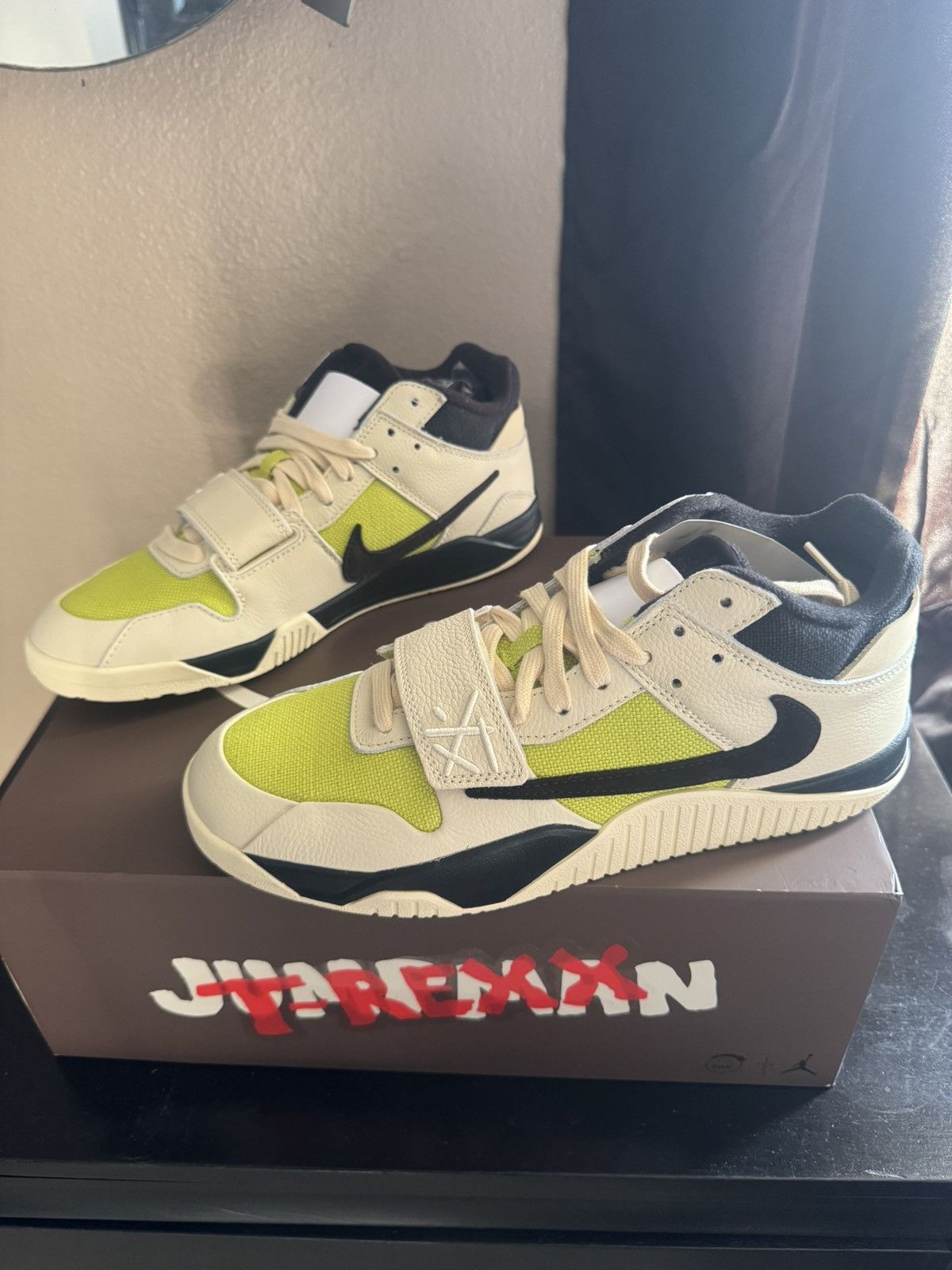 Nike × Travis Scott Jumpman Jack TR Size US 10 / EU 43 - 1 Thumbnail