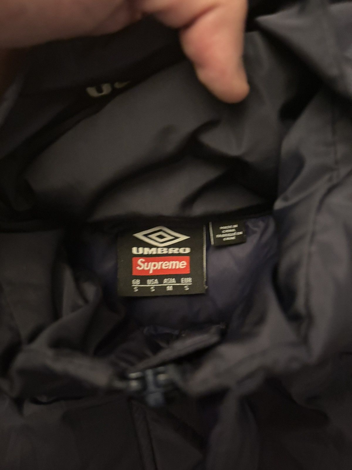 Supreme × Umbro Supreme x Umbro Puffer Jacket (Navy Blue) Size US S / EU 44-46 / 1 - 7 Thumbnail