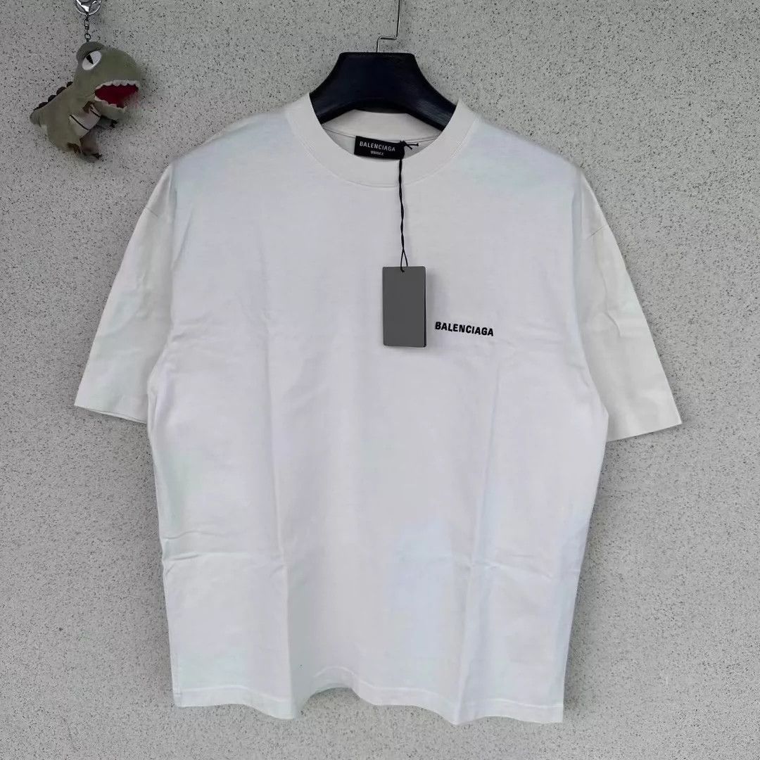 Balenciaga Balenciaga Cream Embroidered Logo in Front and Back Short Sleeves Size US S / EU 44-46 / 1 - 1 Thumbnail