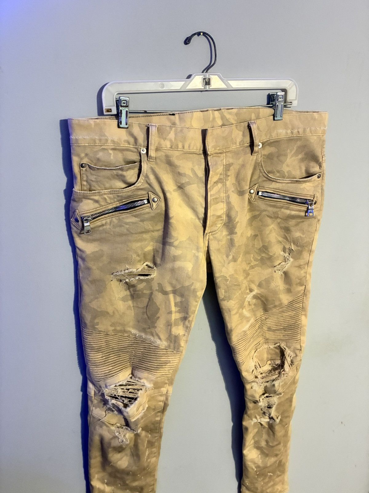 Balmain Balmain 2013 beige camo biker pants Size US 34 / EU 50 - 2 Thumbnail