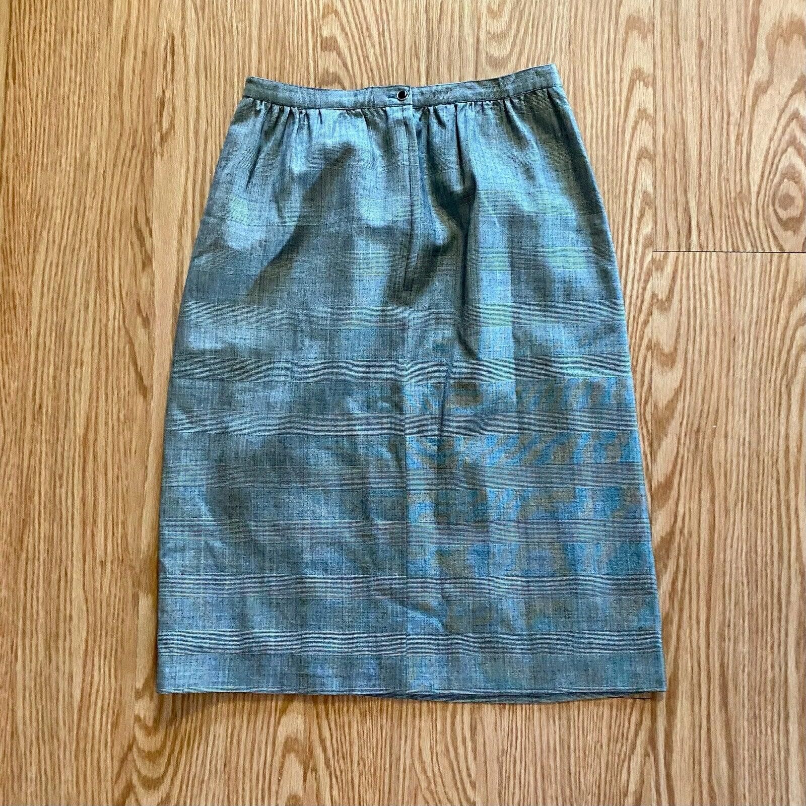 Emanuel Ungaro Emanuel Ungaro Gray Stripe Blazer Skirt Set Womens 6 Size M / US 6-8 / IT 42-44 - 10 Thumbnail