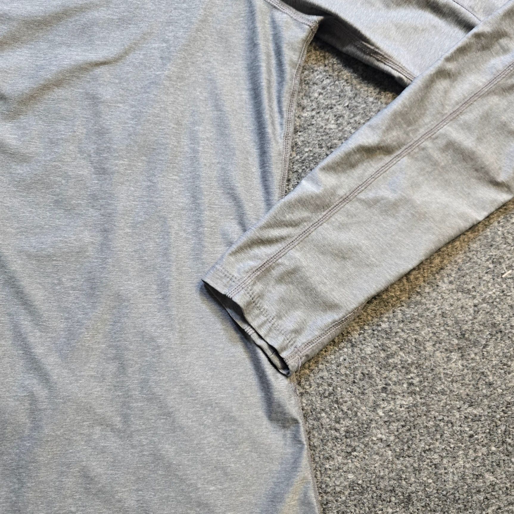 Athleta Athleta Top Women Large Gray 1/4 Zip Long Sleeve Casual Athletic Basic Size L / US 10 / IT 46 - 4 Thumbnail