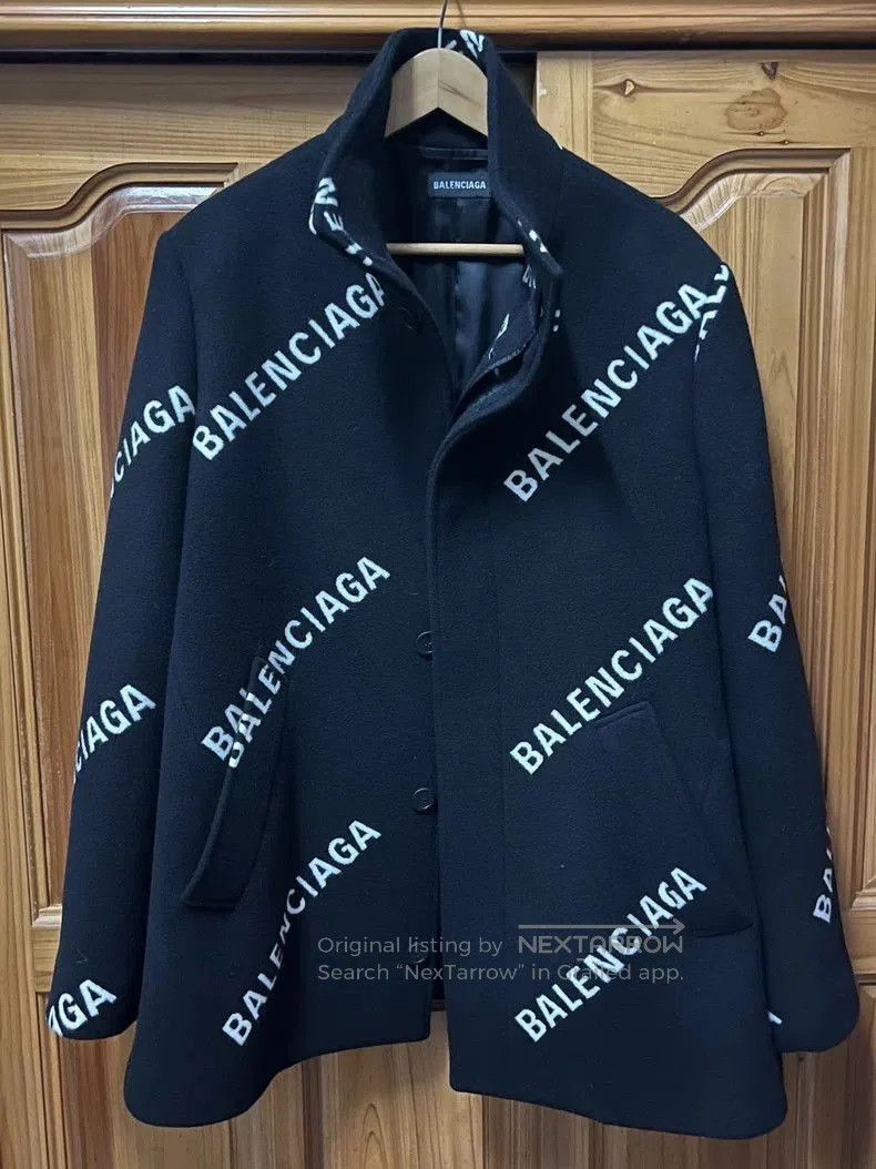 Balenciaga Balenciaga Black Logo Wool Coat. Size US XL / EU 56 / 4 - 1 Thumbnail