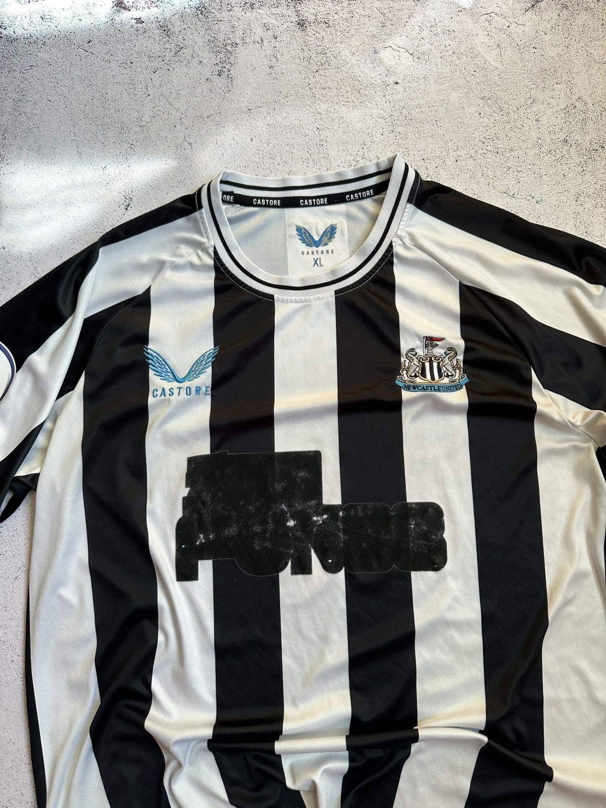Other Newcastle United Jersey 2021 castore Size US XL / EU 56 / 4 - 4 Thumbnail
