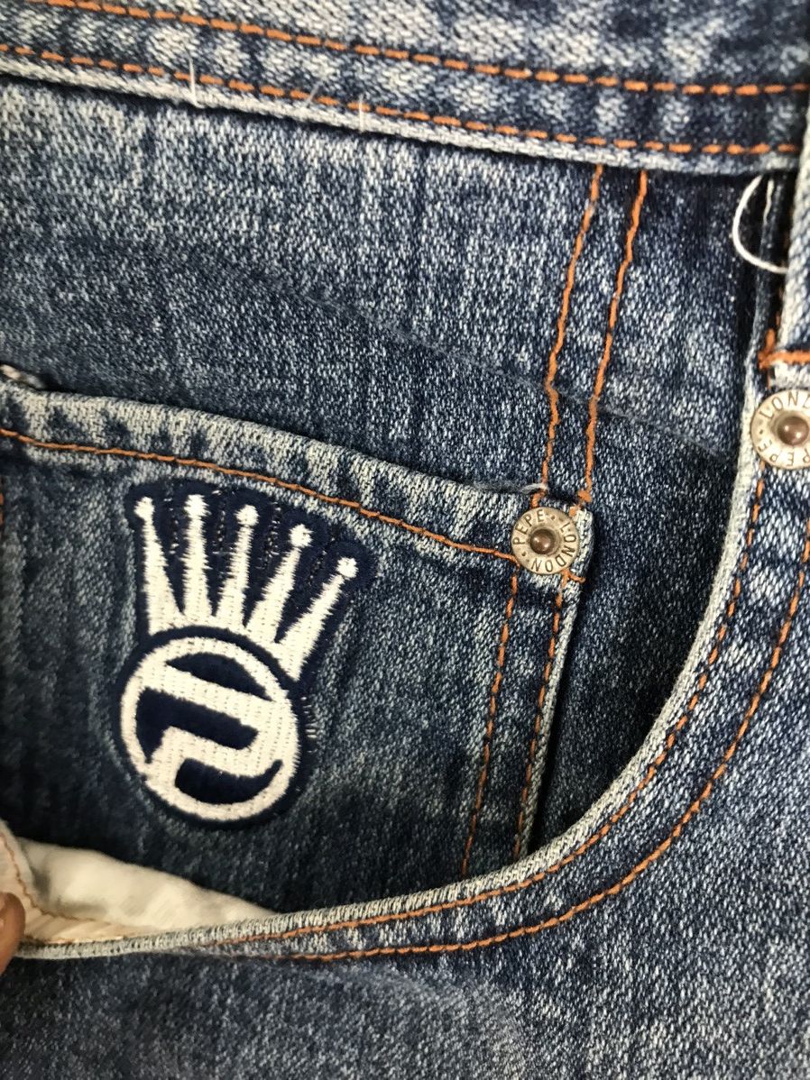 Vintage Pepe jeans embroidered denim short