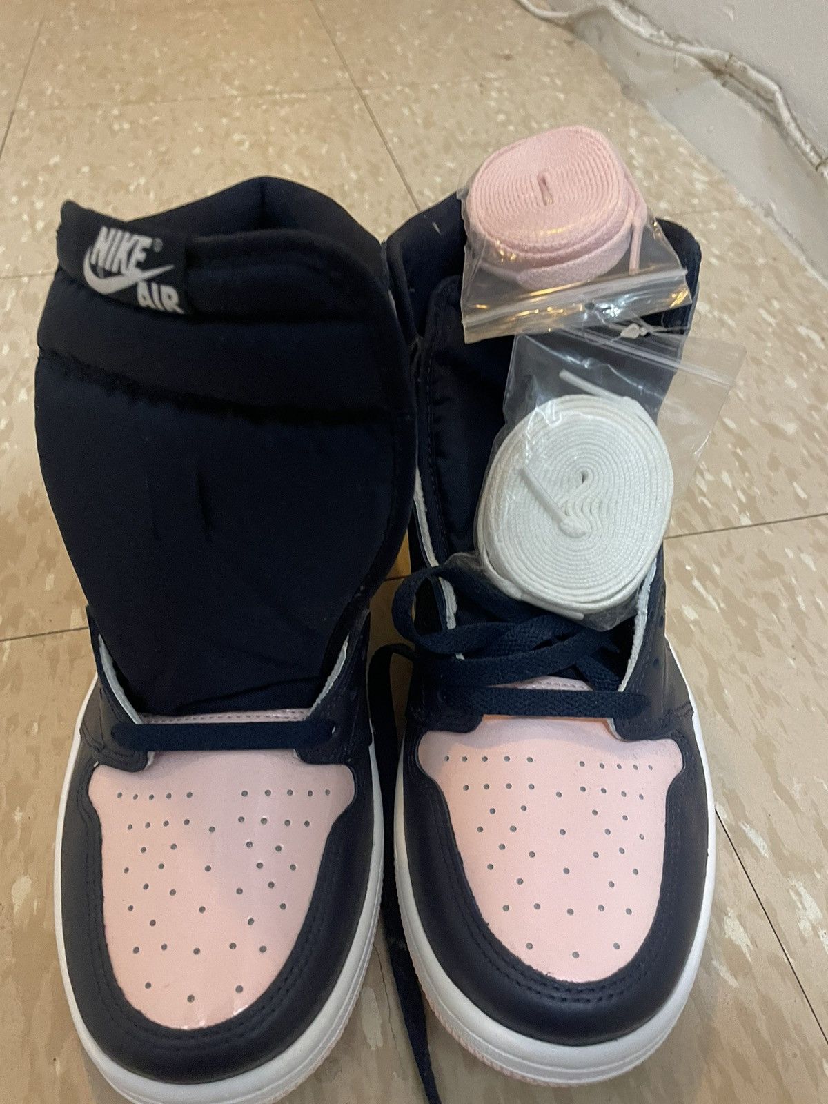 Jordan Brand × Nike Wmns Nike Air Jordan 1 Retro High OG SE 'Bubble - Size 11 Size US 11 / IT 41 - 7 Thumbnail