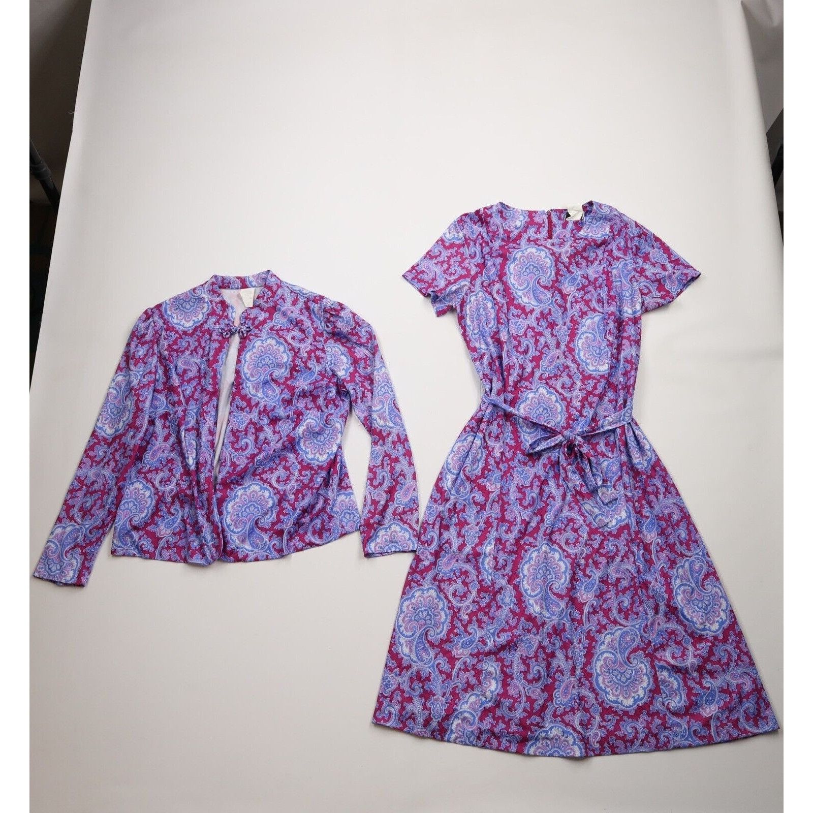 Vintage Vintage 70s Streetwear 2 Piece Knit Paisley Dress Size XXL / US 16-18 / IT 52-54 - 1 Thumbnail