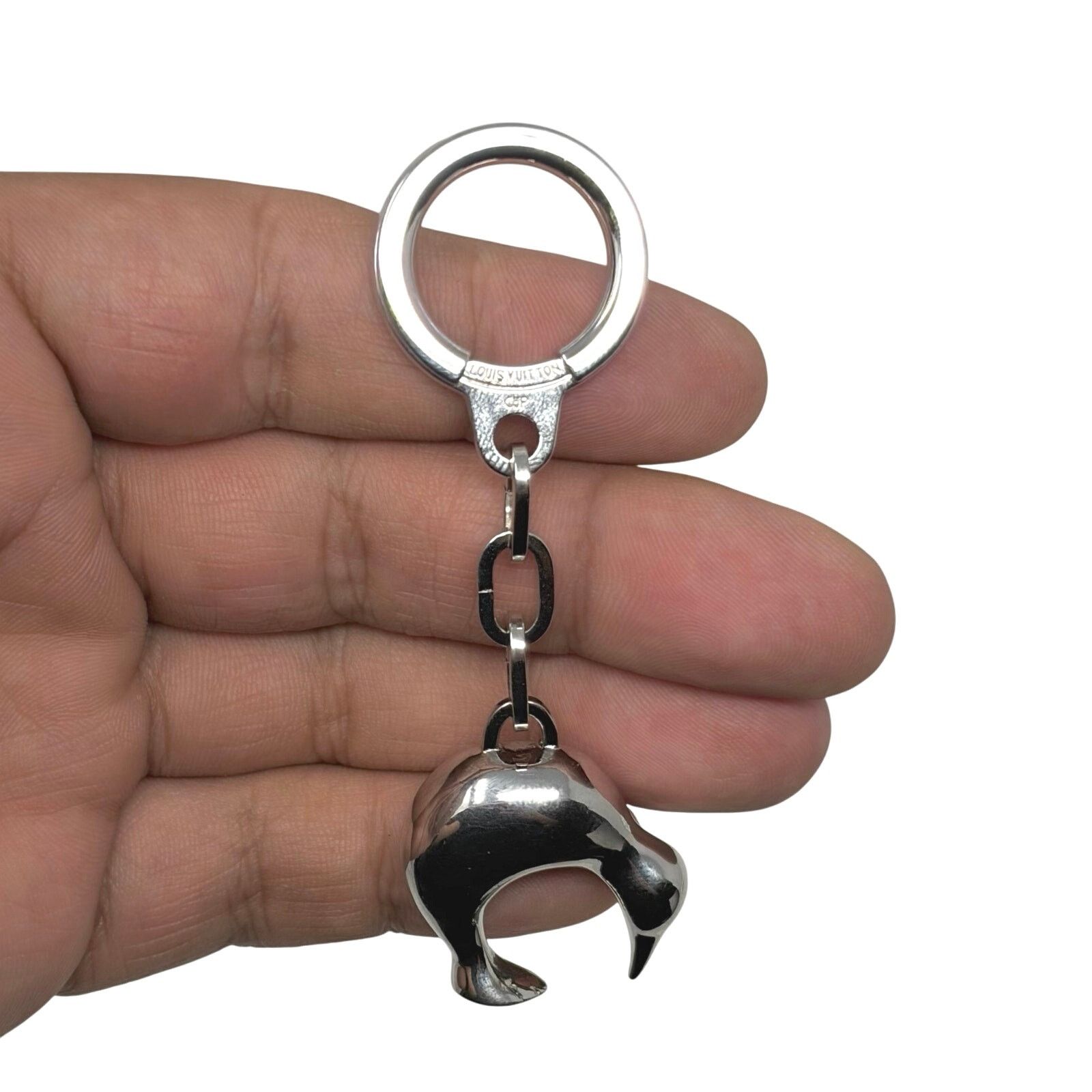 Louis Vuitton Louis Vuitton Cup ‘Kiwi’ Keychain Size ONE SIZE - 3 Thumbnail