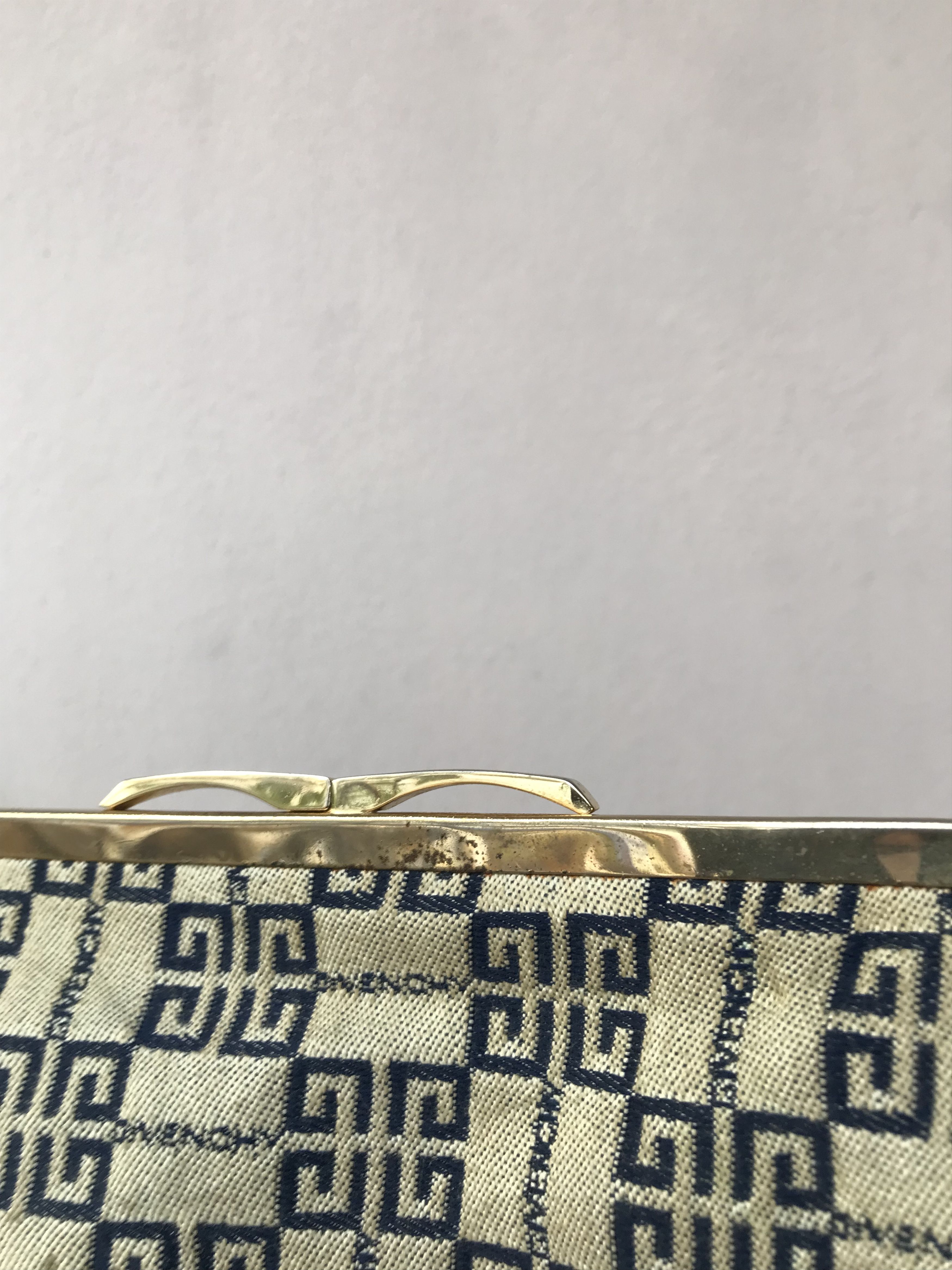 Givenchy Vintage Givenchy Purse Size ONE SIZE - 6 Thumbnail
