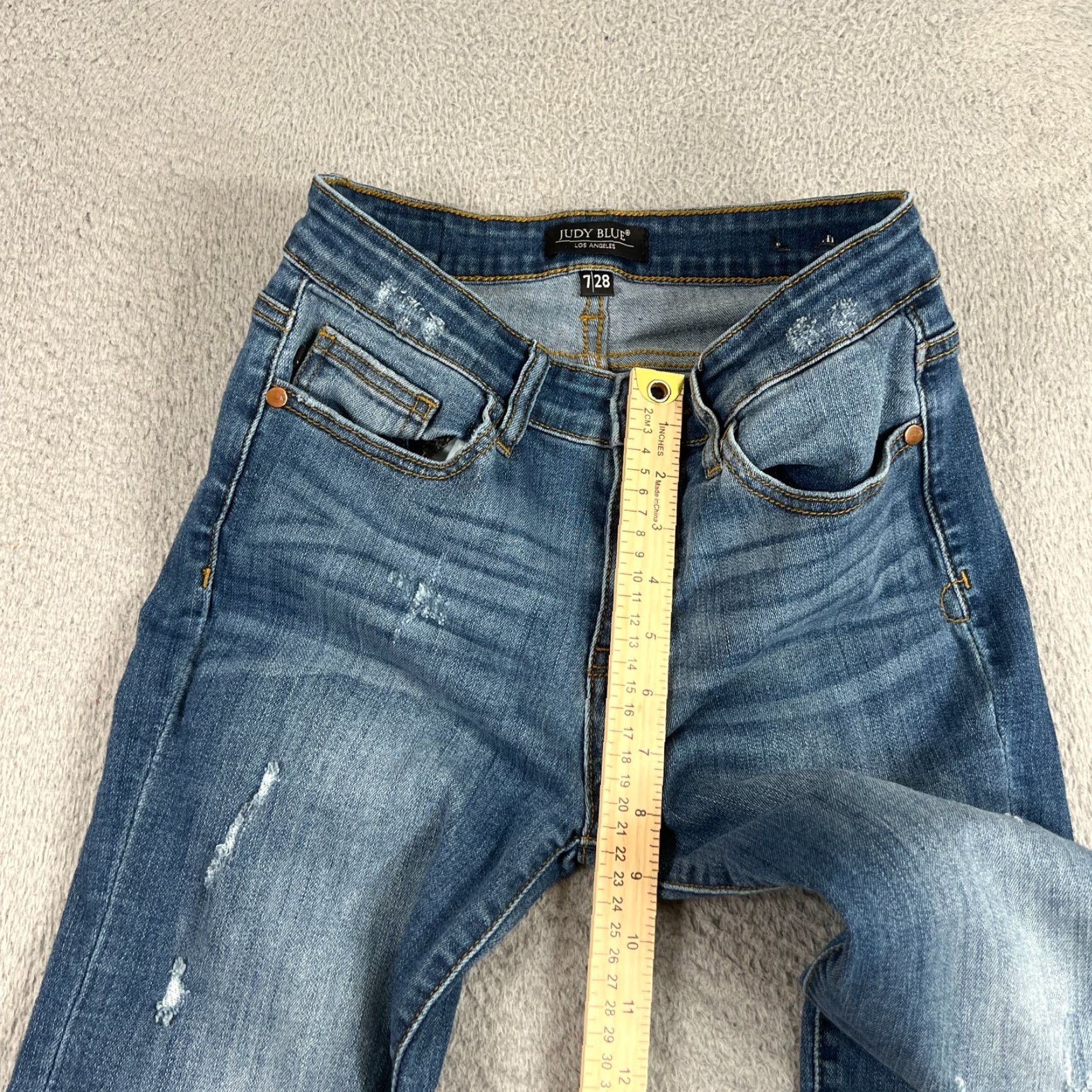 Vintage Judy Blue Relaxed Fit Jeans Mid Rise 28 Blue Denim Cotton Blend 5-Pocket Distressed Whiskering Logo Button Zipper Womens Jeans JB8271DK Size 28" / US 6 / IT 42 - 3 Thumbnail