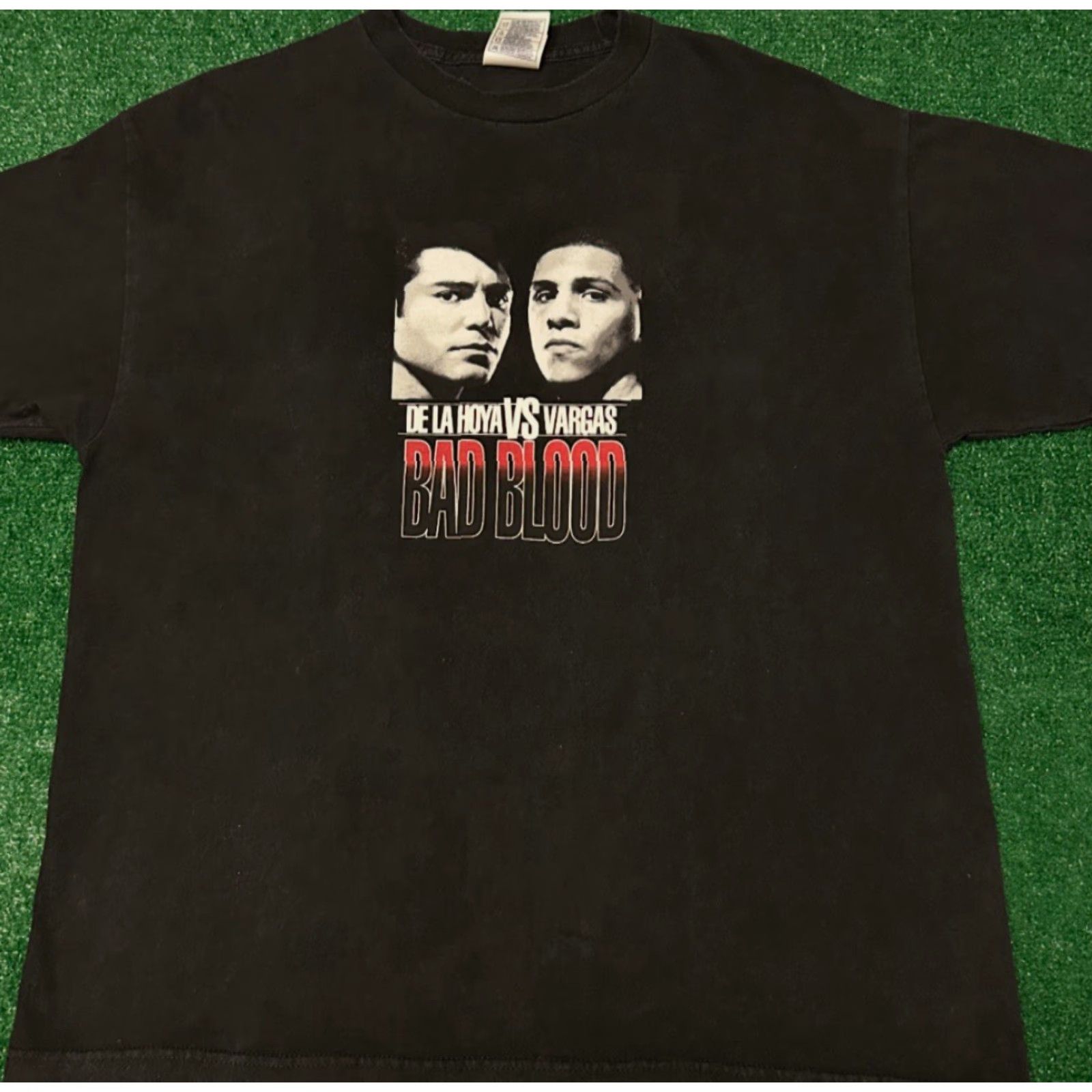 Vintage VINTAGE Oscar De La Hoya Boxing Vs Fernando Vargas Bad Blood Shirt Mens XL Black 90s Sports Boxing T-Shirt Mauro de la Hoya? Size US XL / EU 56 / 4 - 4 Thumbnail