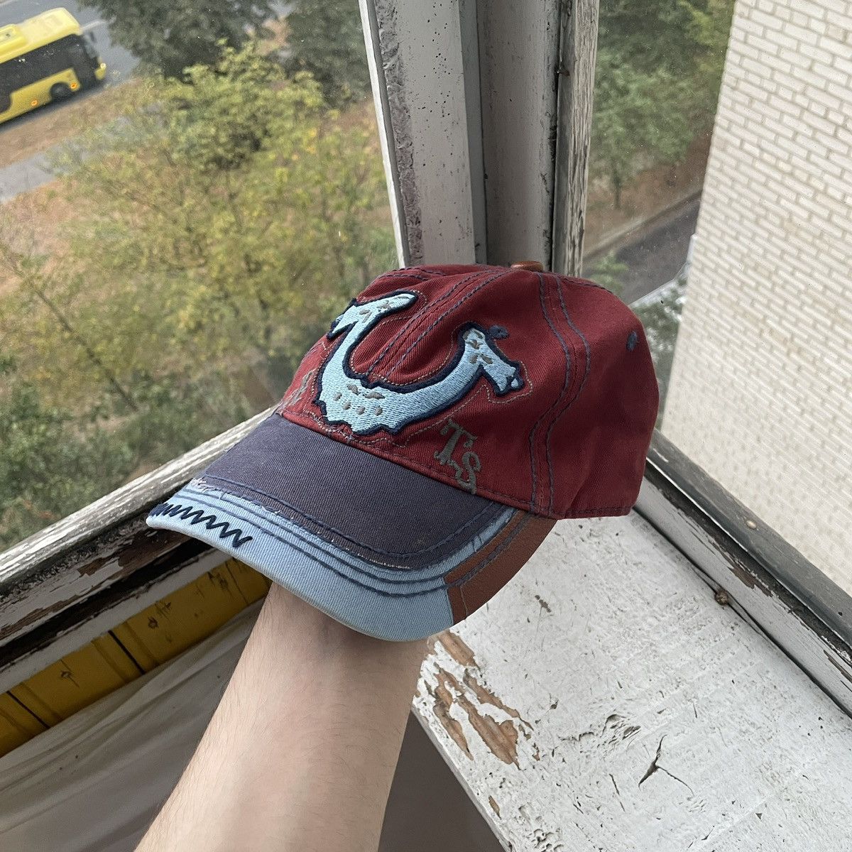 True Religion Vintage Trucker Hat True Religion × Vintage 