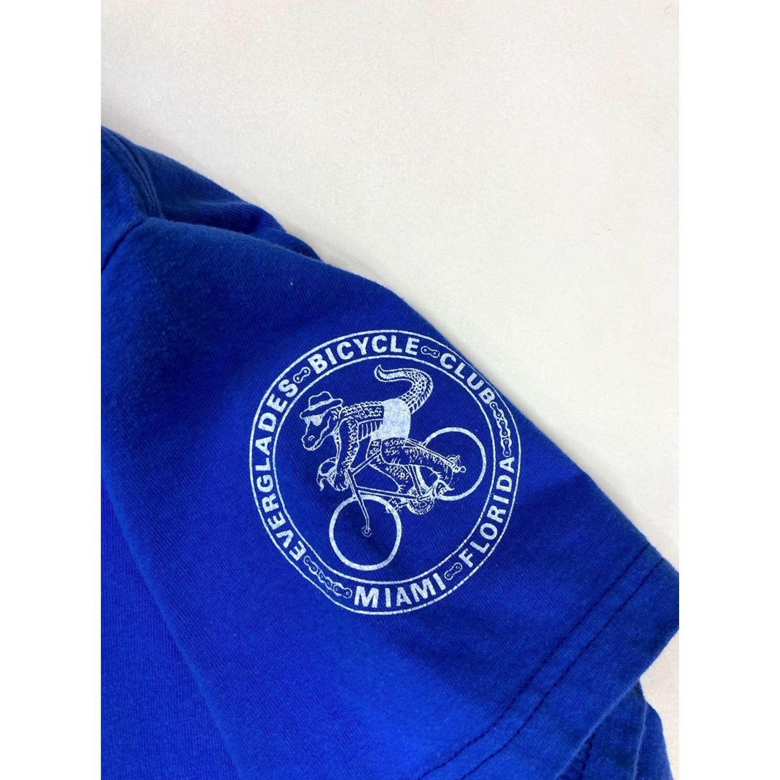Hanes VINTAGE Hanes T-Shirt Men Large Blue Everglades Bicycle Club Sebring Spring Break 2001 Logo Graphic Print Sports Event Size US L / EU 52-54 / 3 - 4 Thumbnail