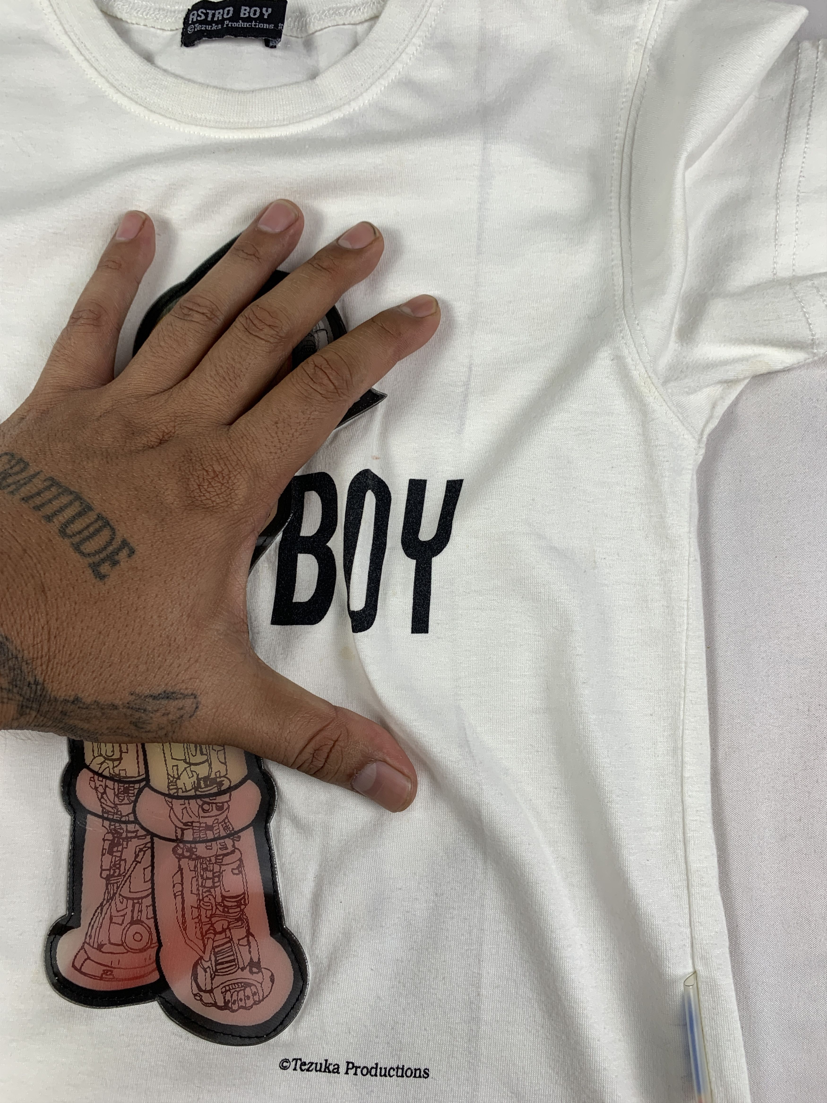 Anime 2000s Astro Boy White Hologram Baby Tee (XS) Size XS / US 0-2 / IT 36-38 - 12 Thumbnail