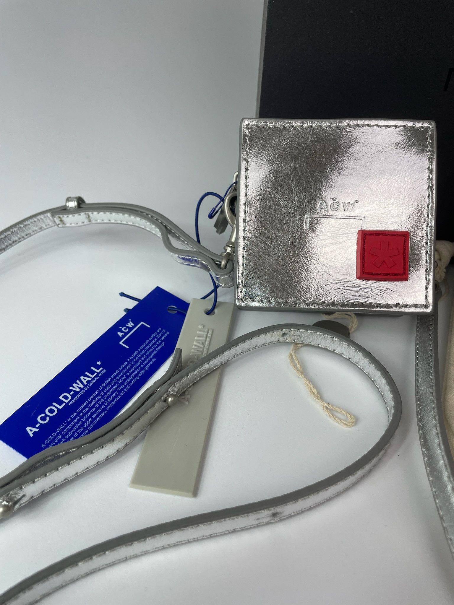 A-COLD-WALL* BNWT SQUARE LEATHER COIN POUCH WITH STRAP Size ONE SIZE - 2 Thumbnail