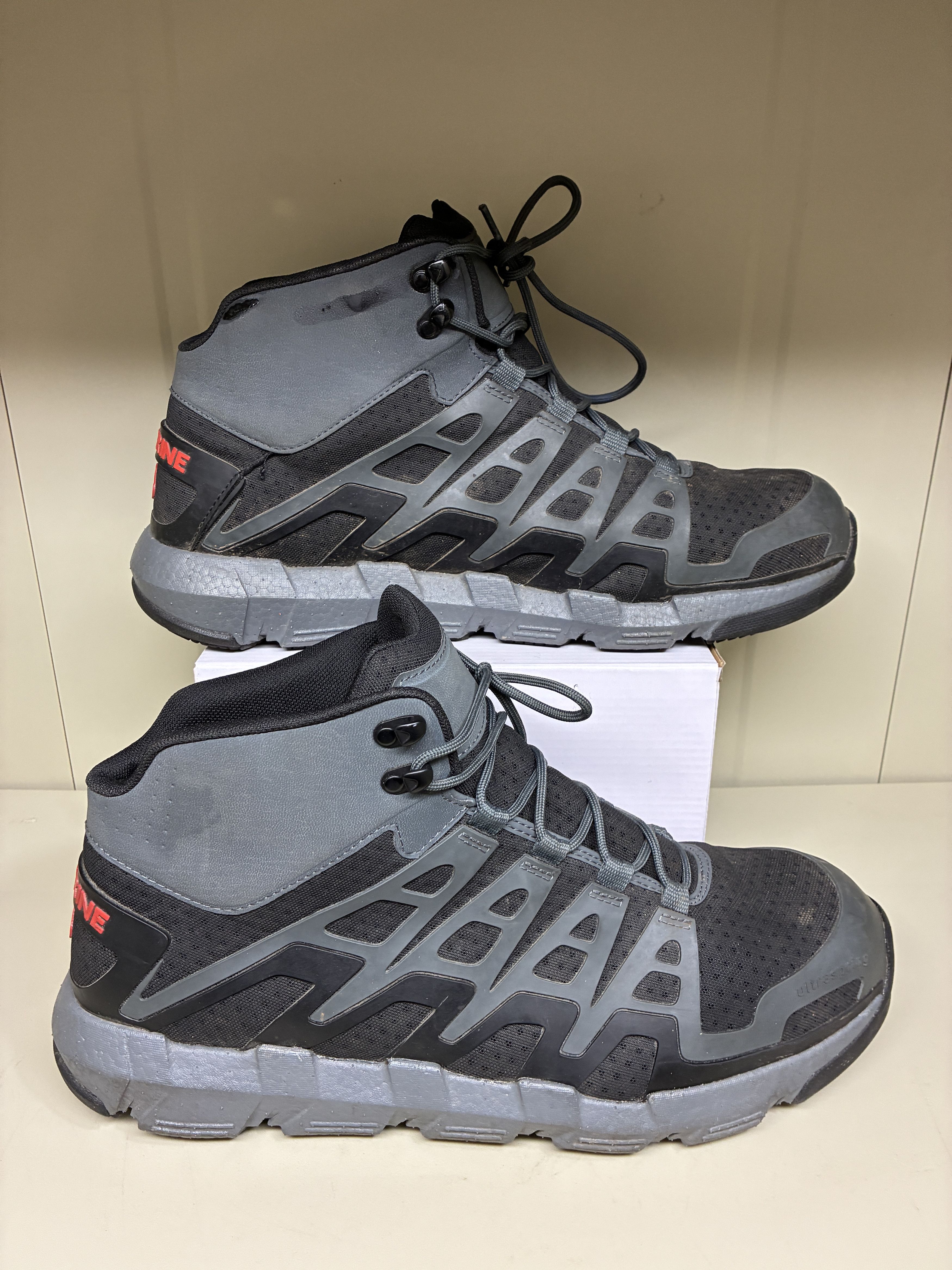 Wolverine Wolverine Mens 14 Rev Vent UltraSpring DuraShocks CarbonMAX Size US 14 / EU 47 - 1 Thumbnail