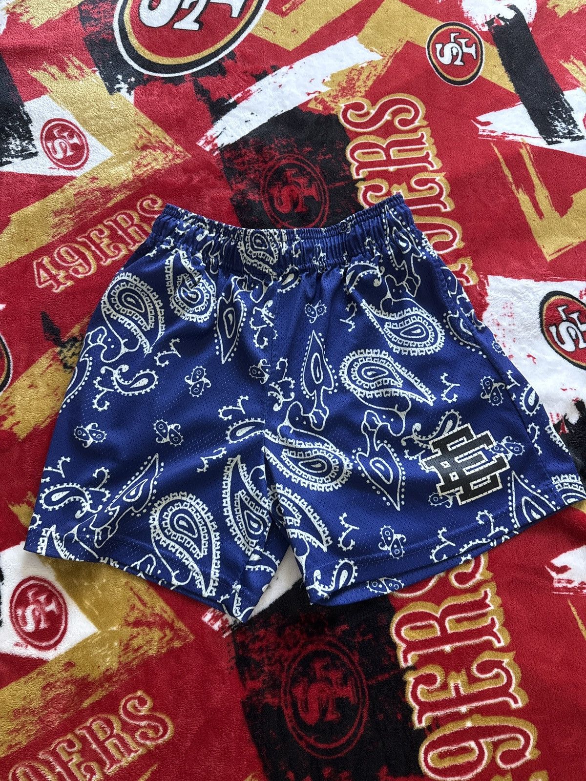 Eric Emanuel Eric Emanuel Blue paisley shorts large Size US 32 / EU 48 - 1 Thumbnail