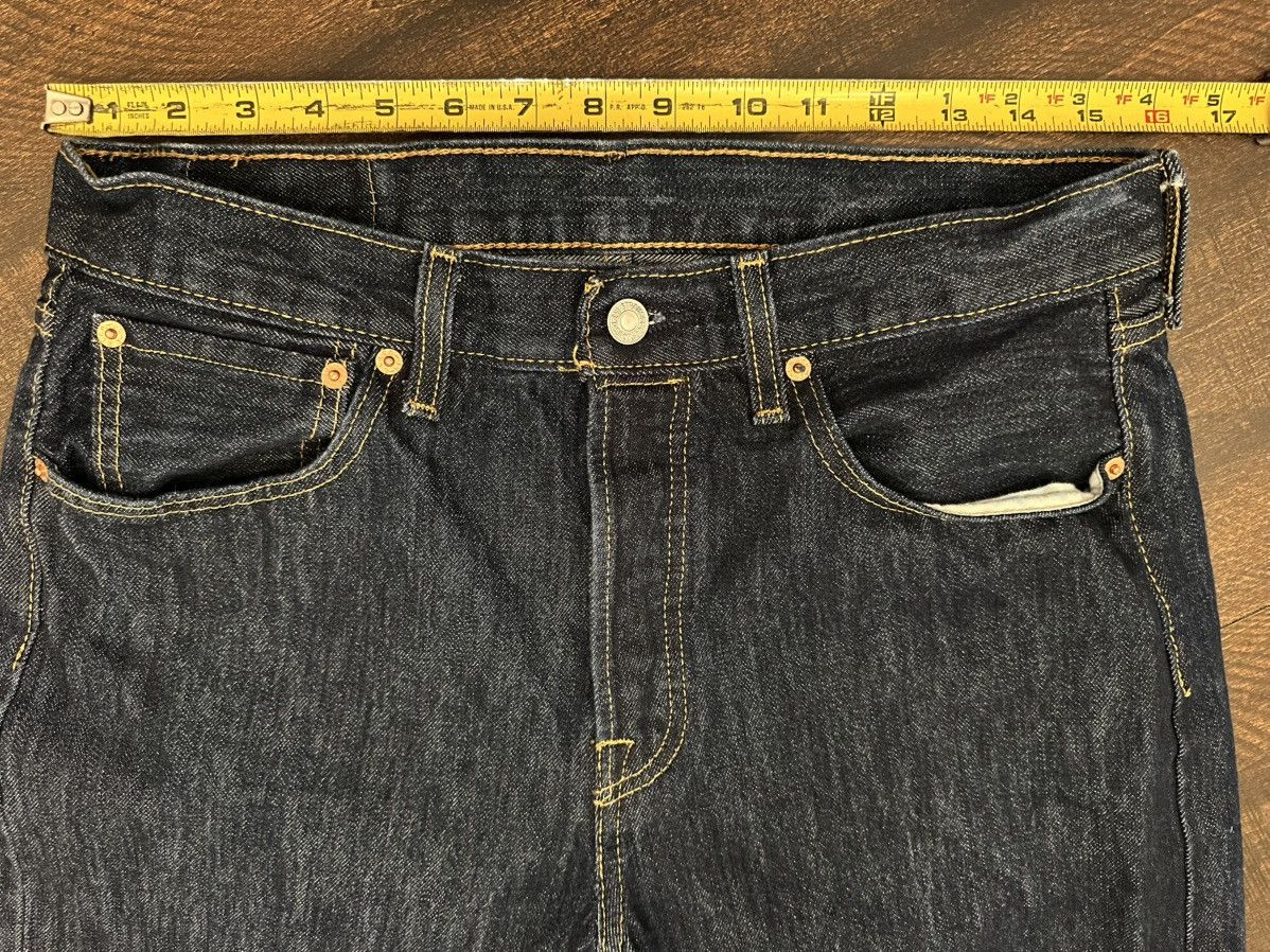 Levi's Levis 501 Jeans Mens 32x29 Straight Leg Button Fly Size US 32 / EU 48 - 6 Thumbnail