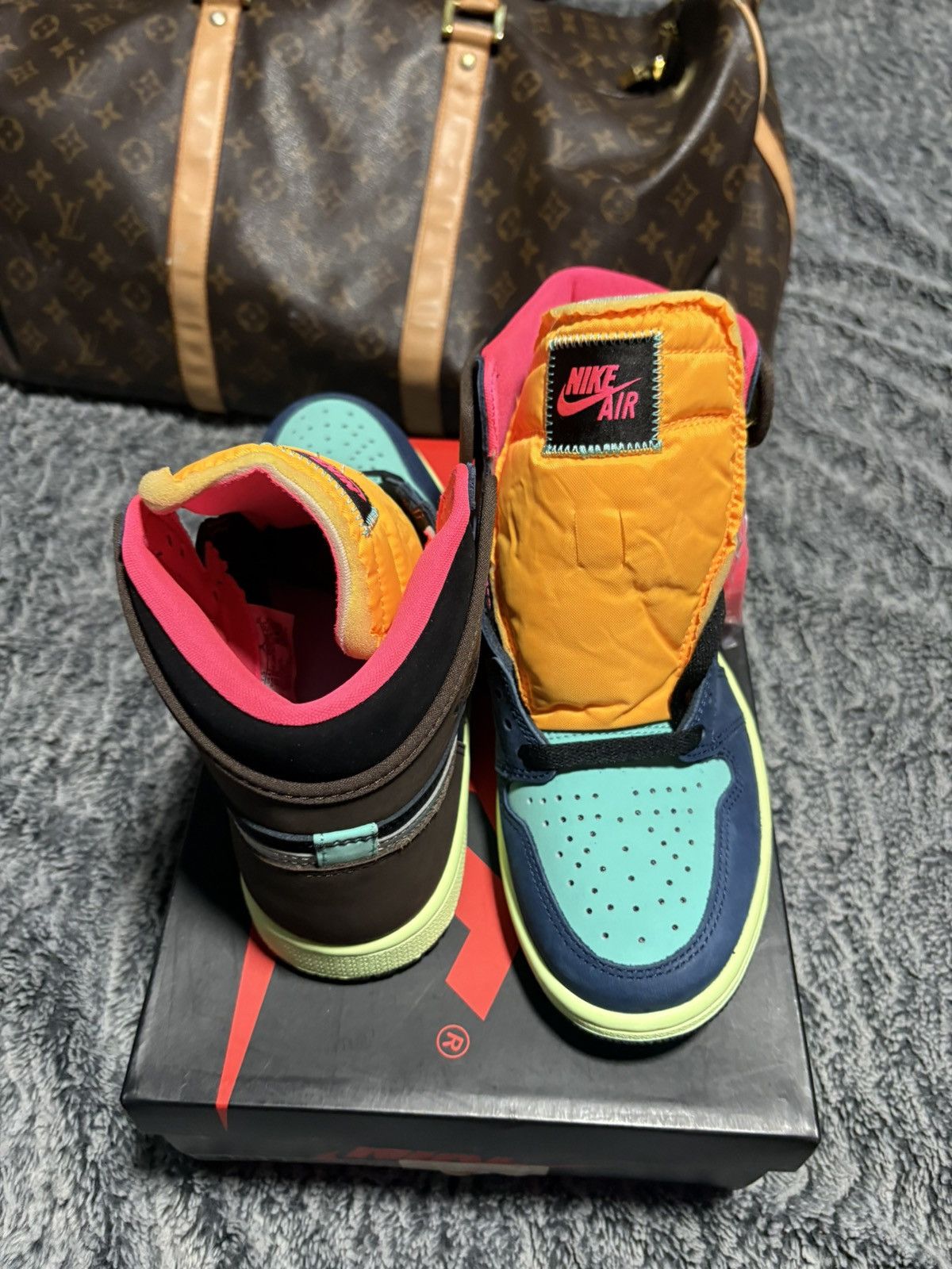 Jordan Brand Jordan 1 High “Tokyo Bio Hack” Size 7.5 Size US 7.5 / EU 40-41 - 8 Thumbnail