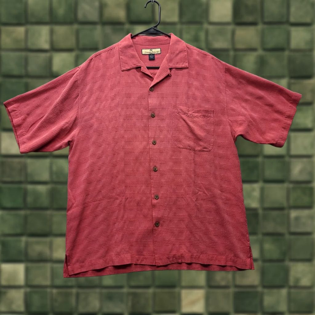 Tommy Bahama VINTAGE Tommy Bahama Silk Shirt Mens M Regular Fit Short Sleeve Island Zone Hawaiian Size US M / EU 48-50 / 2 - 1 Thumbnail