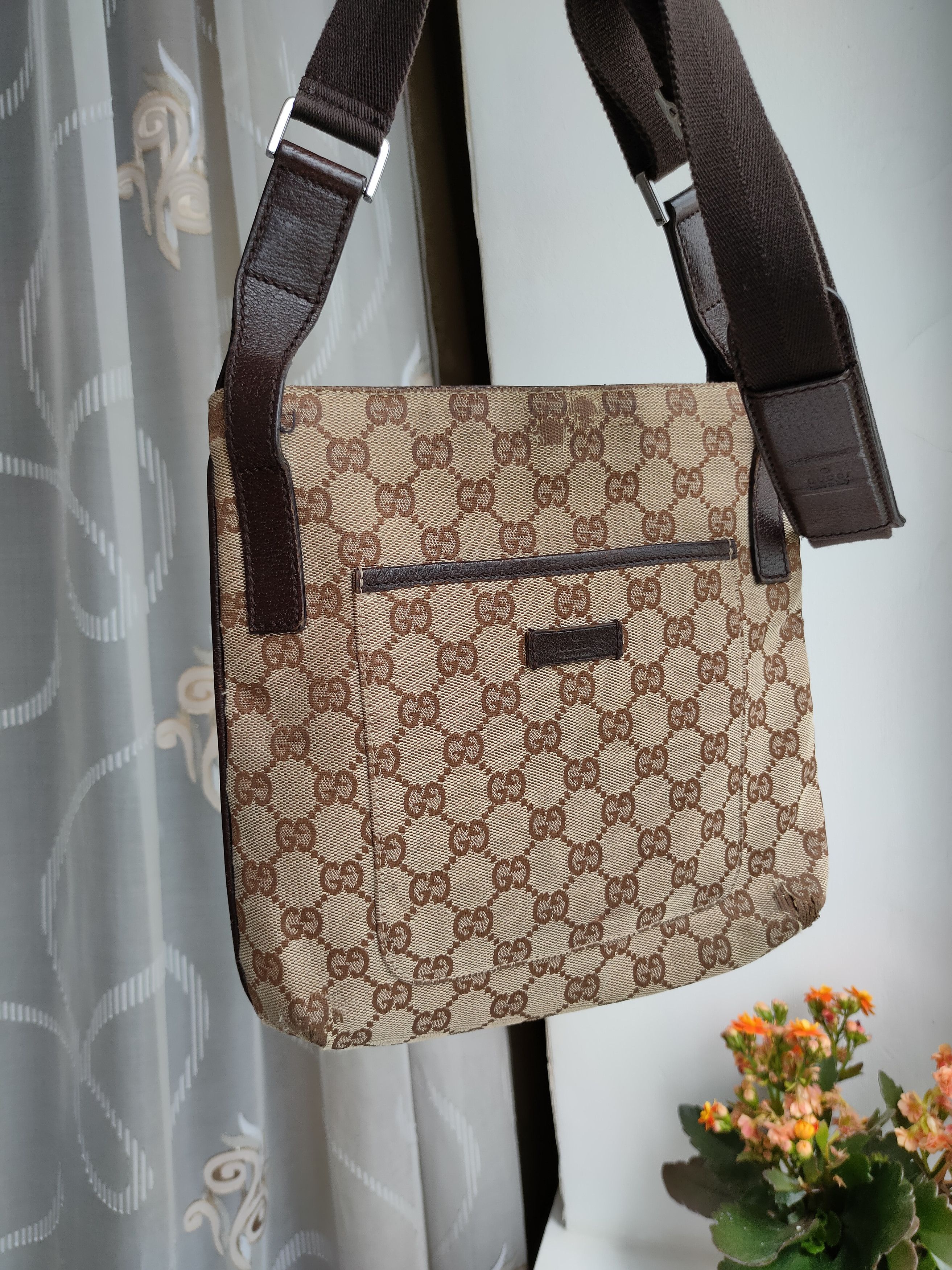 Gucci Gucci GG Pattern Canvas Leather Shoulder Bag Messenger Bag Size ONE SIZE - 1 Thumbnail