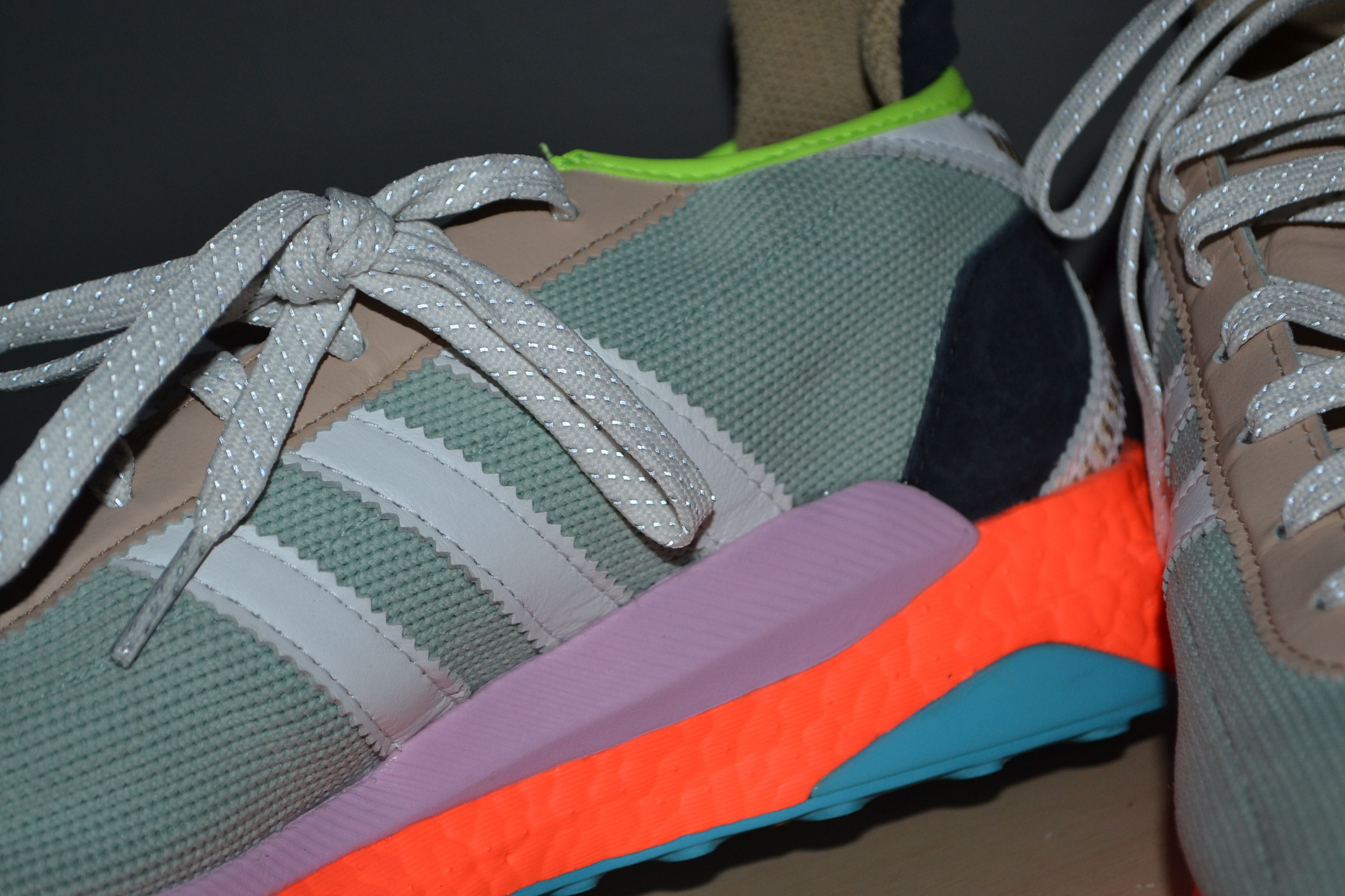 Adidas Adidas Pharrell Williams Nigo Tokyo Solar Hu 10 vert S42576 Size US 10 / EU 43 - 3 Thumbnail