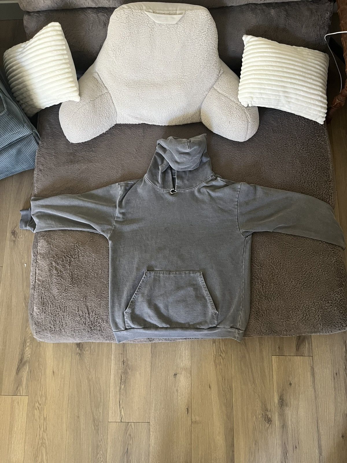 Other Large Grey Hoodie Size US L / EU 52-54 / 3 - 1 Thumbnail