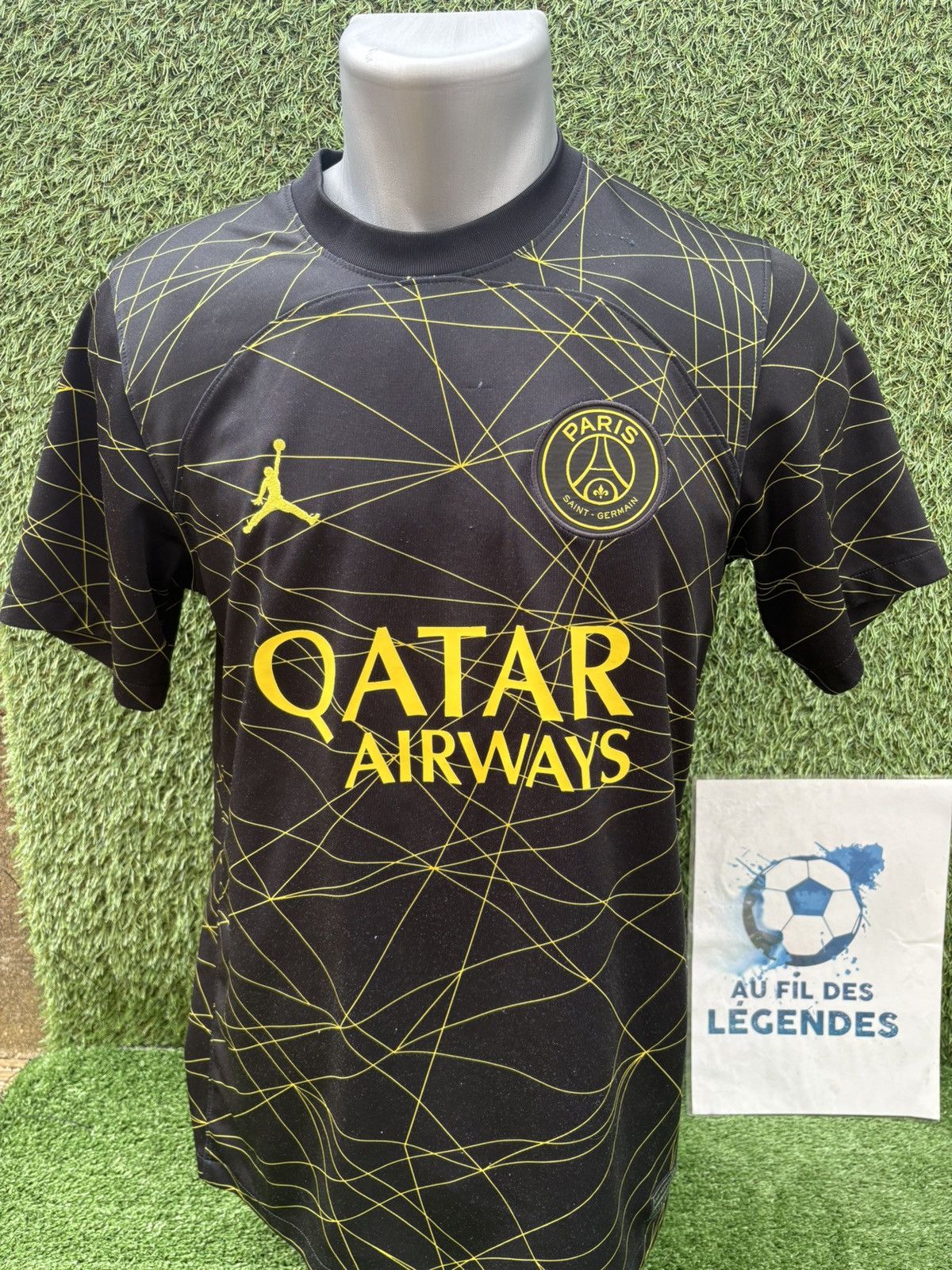 Jordan Brand Jersey neymar psg Size US S / EU 44-46 / 1 - 2 Thumbnail