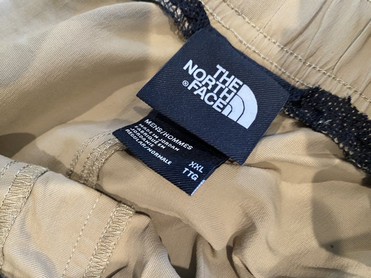 The North Face Xxl north face shorts Size US 42 / EU 58 - 4 Thumbnail