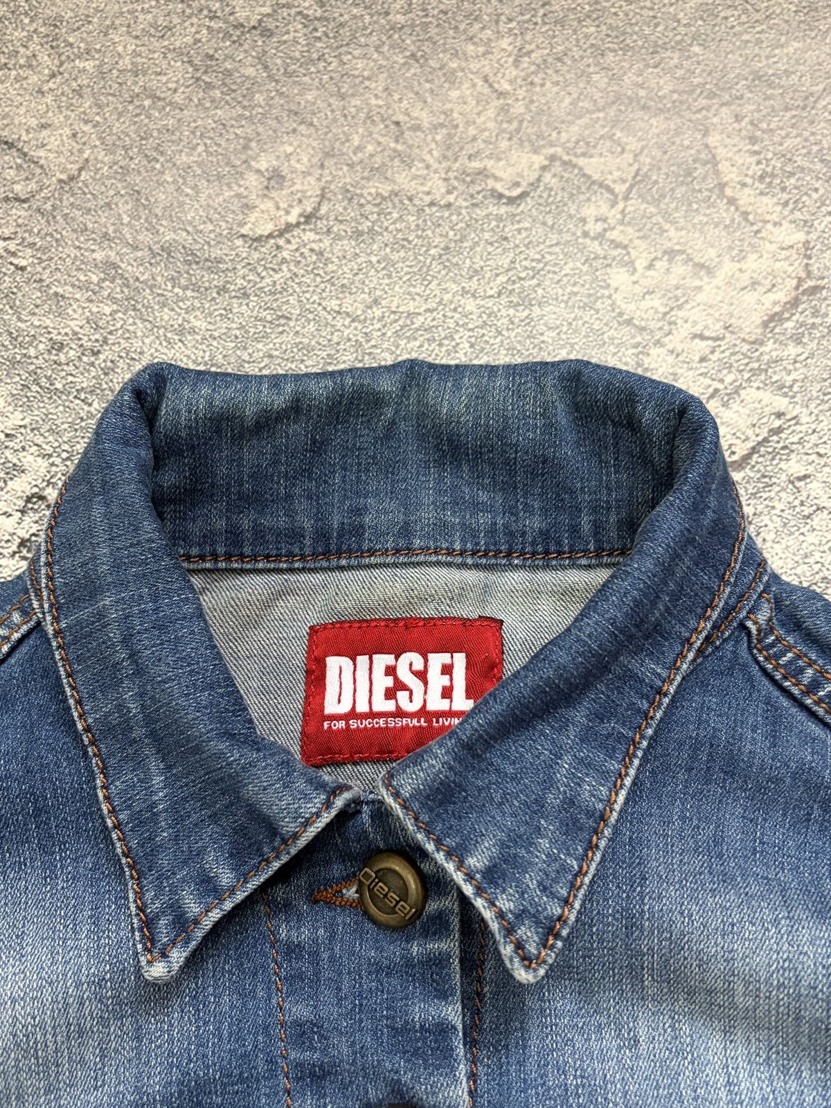 Diesel Diesel Vintage Cropped Denim Trucker Jacket Y2K S/M Size M / US 6-8 / IT 42-44 - 3 Thumbnail