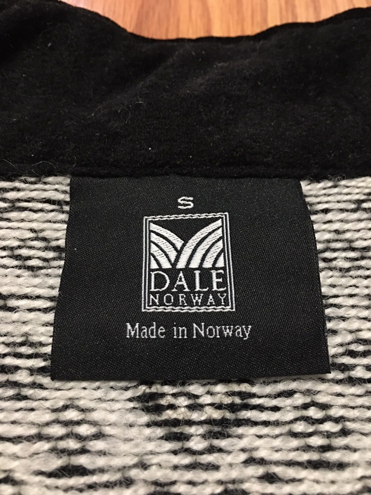 Dale Of Norway DALE of Norway Black/White Virgin New Wool Peace Sweater S Size S / US 4 / IT 40 - 7 Thumbnail