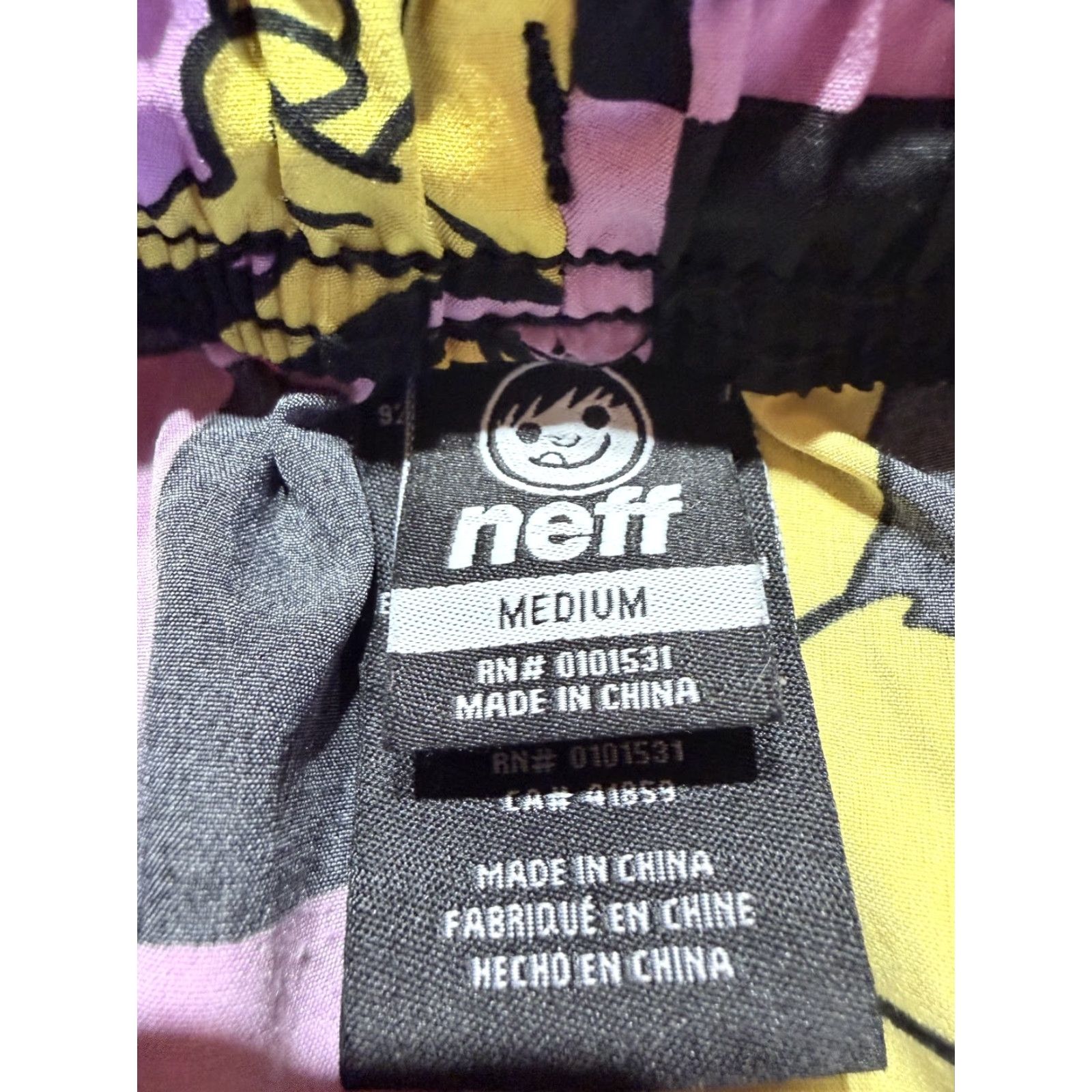 Vintage Neff Swim Shorts Trunks Men's Medium Lightweight Stretch 5" Inseam Ducky Chill Pink Ducks Size US 31 - 4 Thumbnail