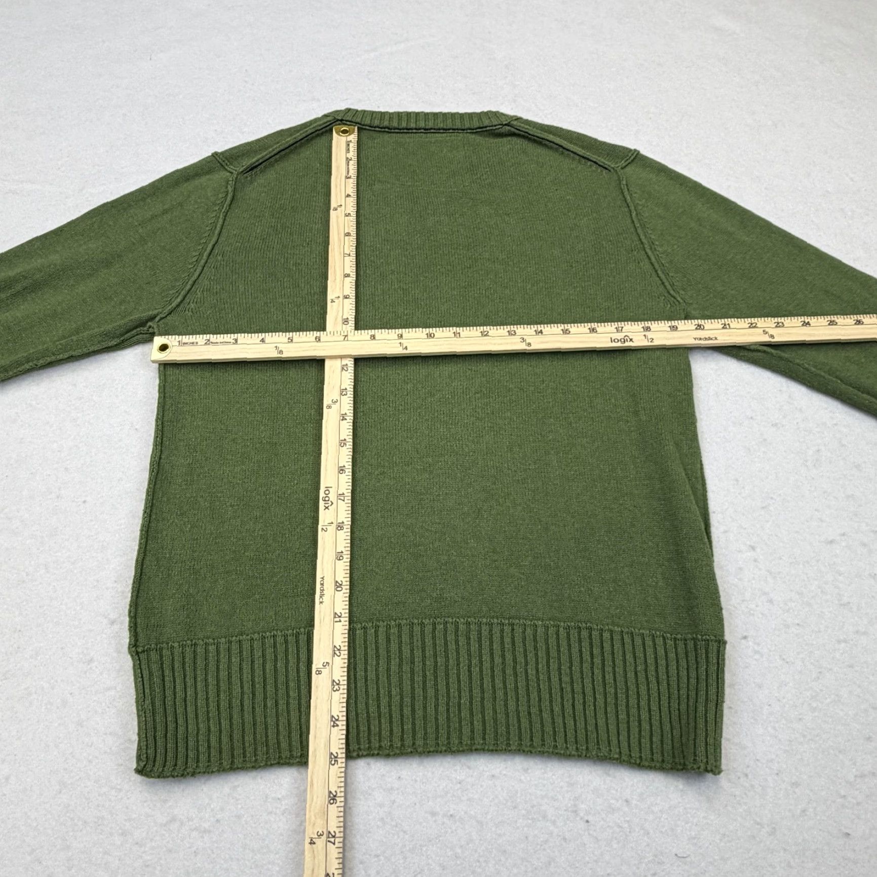 American Eagle Outfitters VINTAGE American Eagle Outfitters Sweater Mens Small Green V Neck Knit Pullover Size US S / EU 44-46 / 1 - 5 Thumbnail