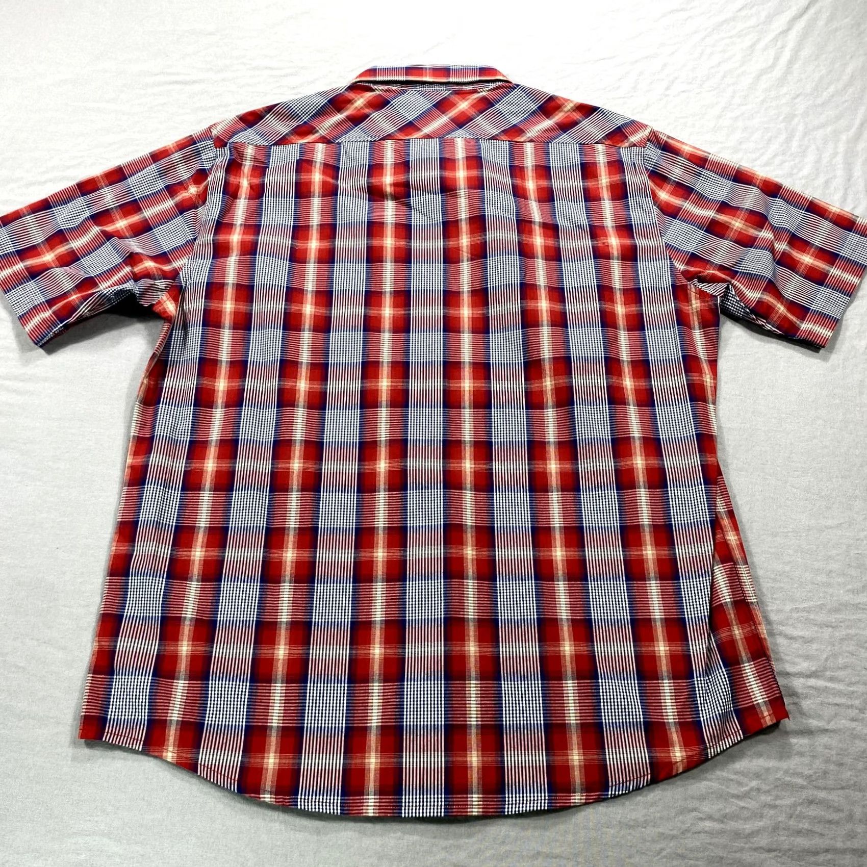Pendleton Pendleton Wave Shirt Mens L Red Plaid Button Up Casual Outdoor 90s American USA Short Sleeve Collared Cotton Shirt Mens Size US L / EU 52-54 / 3 - 2 Thumbnail