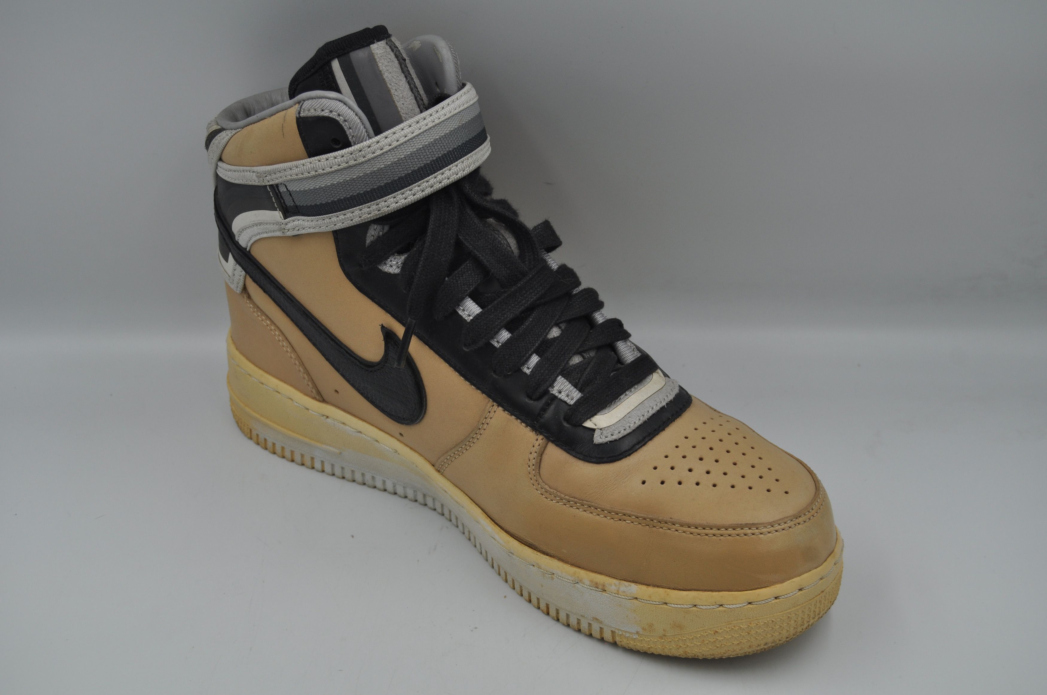 Nike × Riccardo Tisci Nike - Riccardo Tisci - 2014 - Air Force 1 Mid SP RT Size US 9.5 / EU 42-43 - 16 Thumbnail