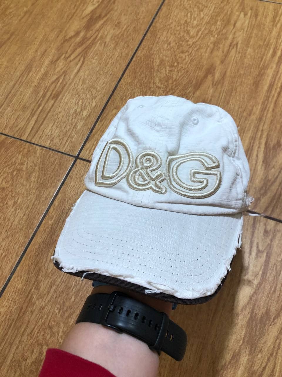 Dolce & Gabbana Dolce&Gabbana Cap Hat white avant garde distressed Size ONE SIZE - 3 Thumbnail