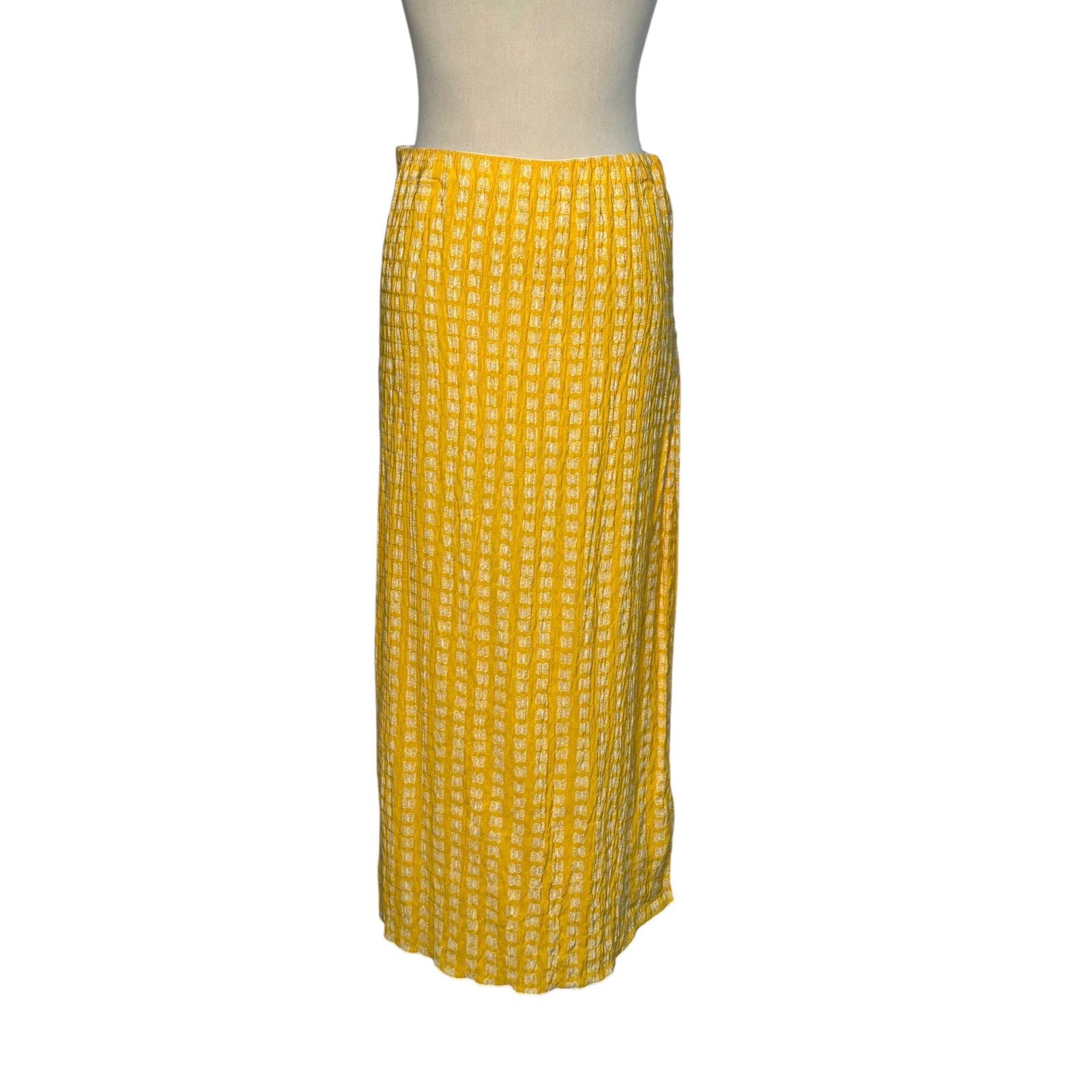 Urban Outfitters Urban Outfitters yellow butterfly midi skirt size Small Size 28" / US 6 / IT 42 - 2 Thumbnail