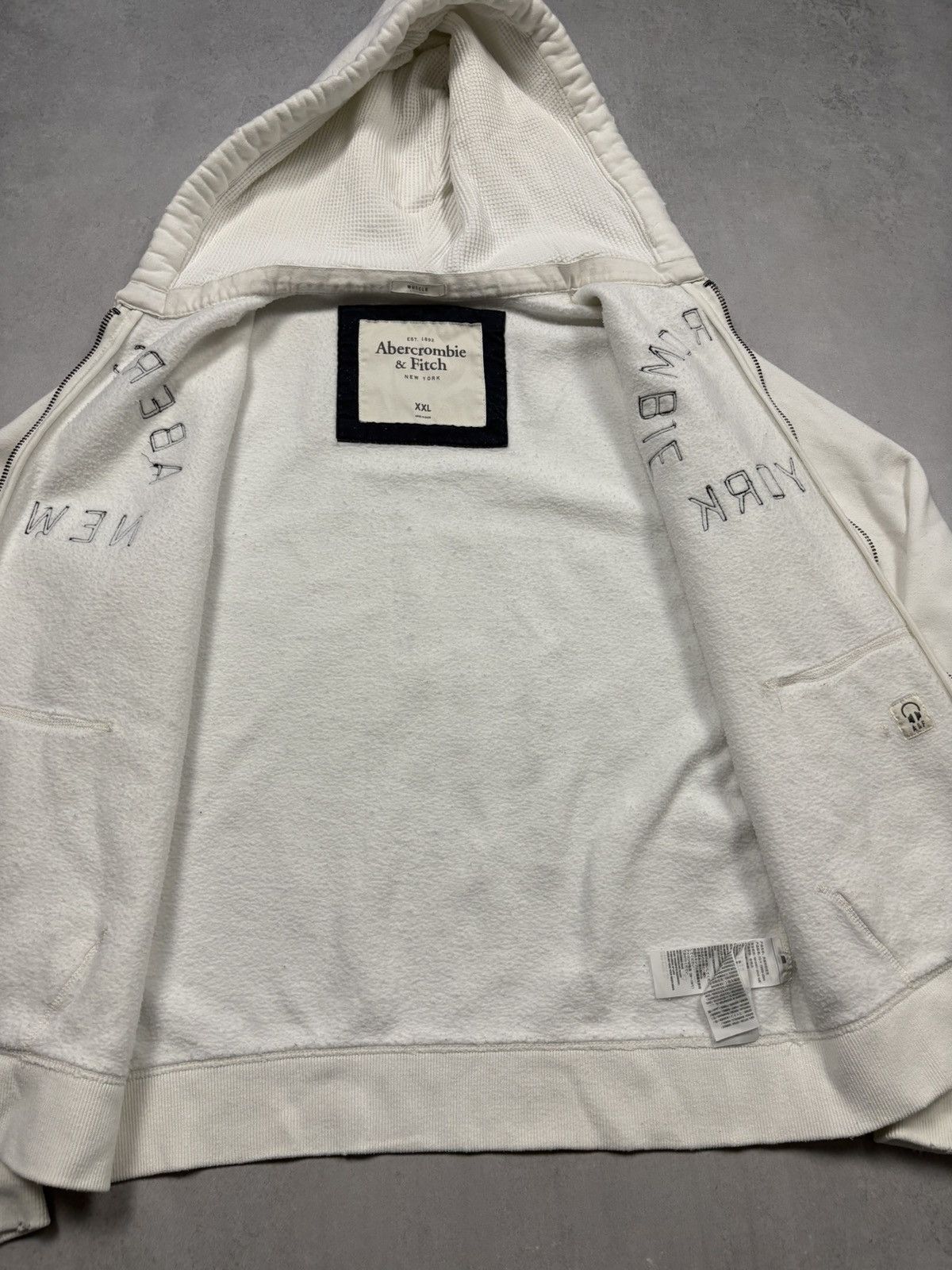 Abercrombie & Fitch Abercrombie & Fitch Rare Distressed Zip Hoodie Logo Y2K 00s Size US L / EU 52-54 / 3 - 12 Thumbnail