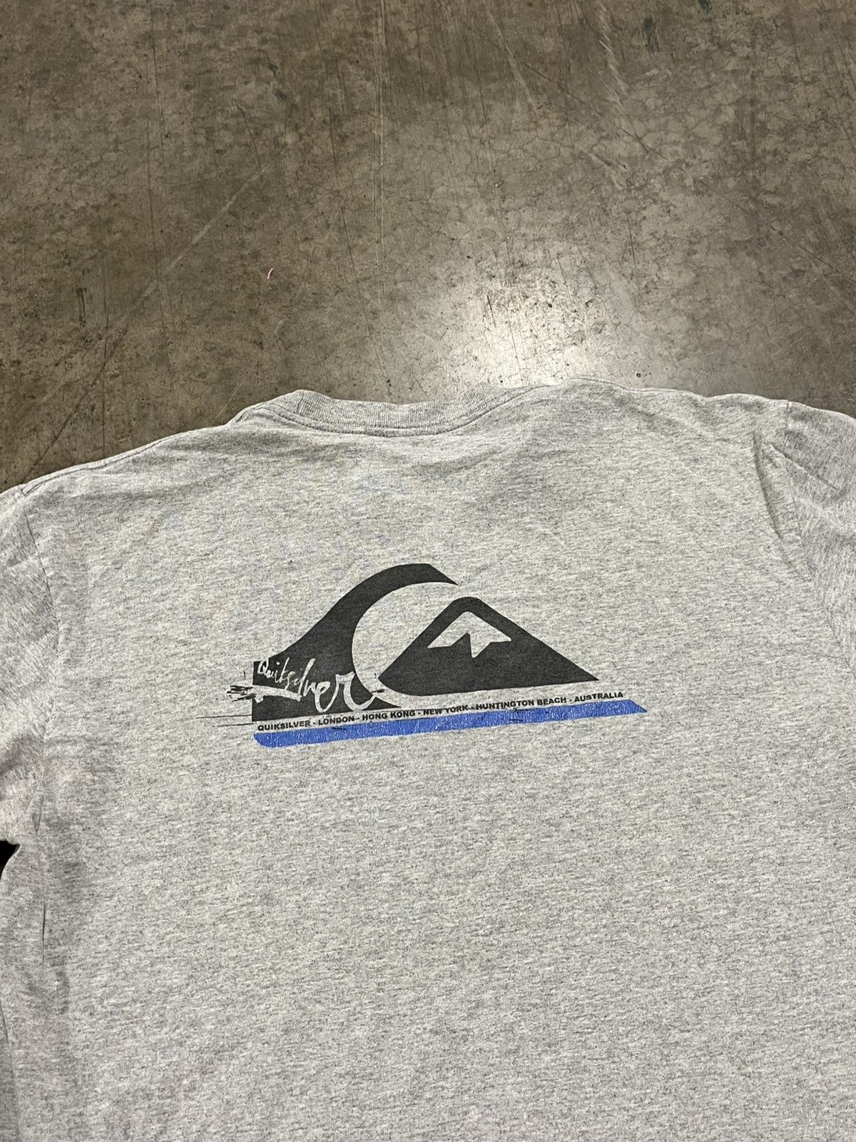 Quiksilver × Vintage Quicksilver surf wear longsleeve tee shirt rare hype skater Size US M / EU 48-50 / 2 - 7 Thumbnail