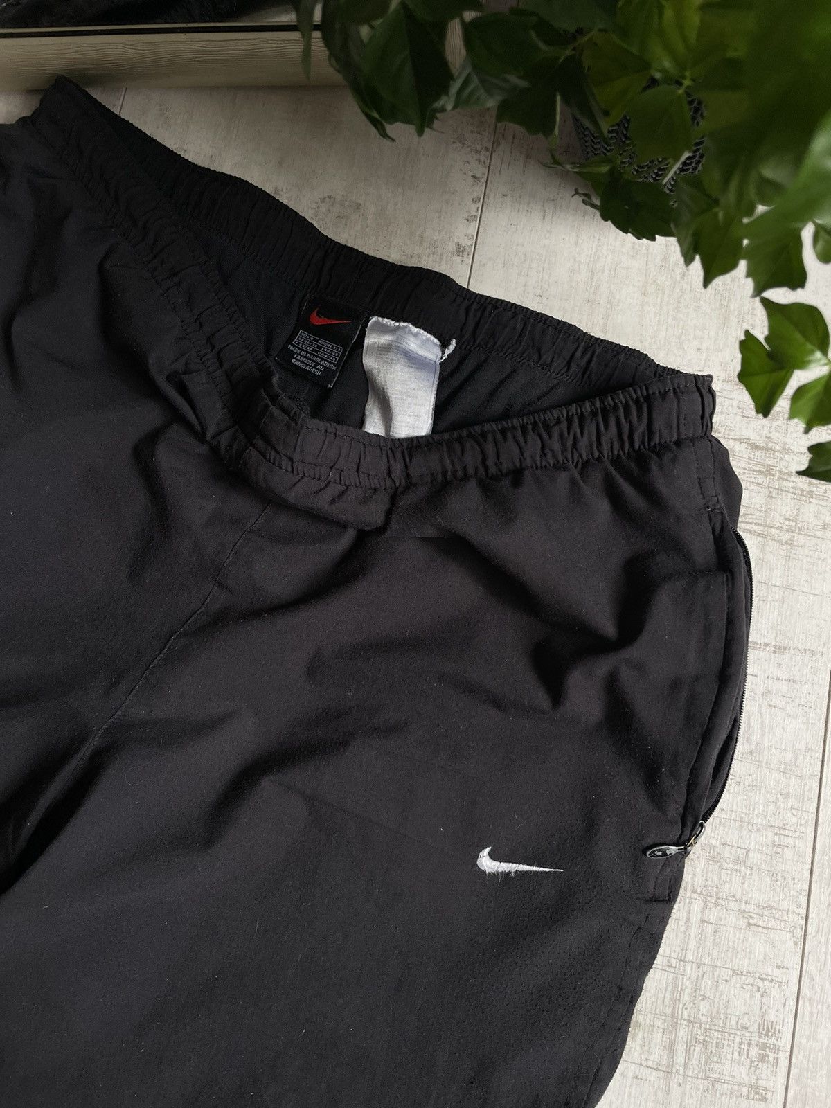 Nike × Vintage Vintage Nike 90’s Track Pants Baggy Y2K Nylon Swoosh Drill Size US 30 / EU 46 - 12 Thumbnail
