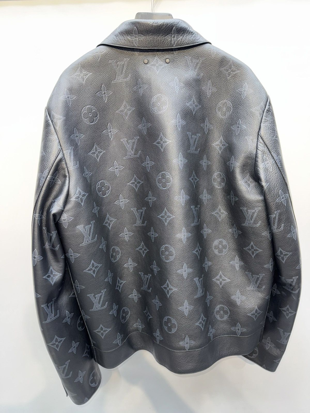 Louis Vuitton Louis Vuitton leather moto jacket shadow monogram Size US L / EU 52-54 / 3 - 2 Thumbnail