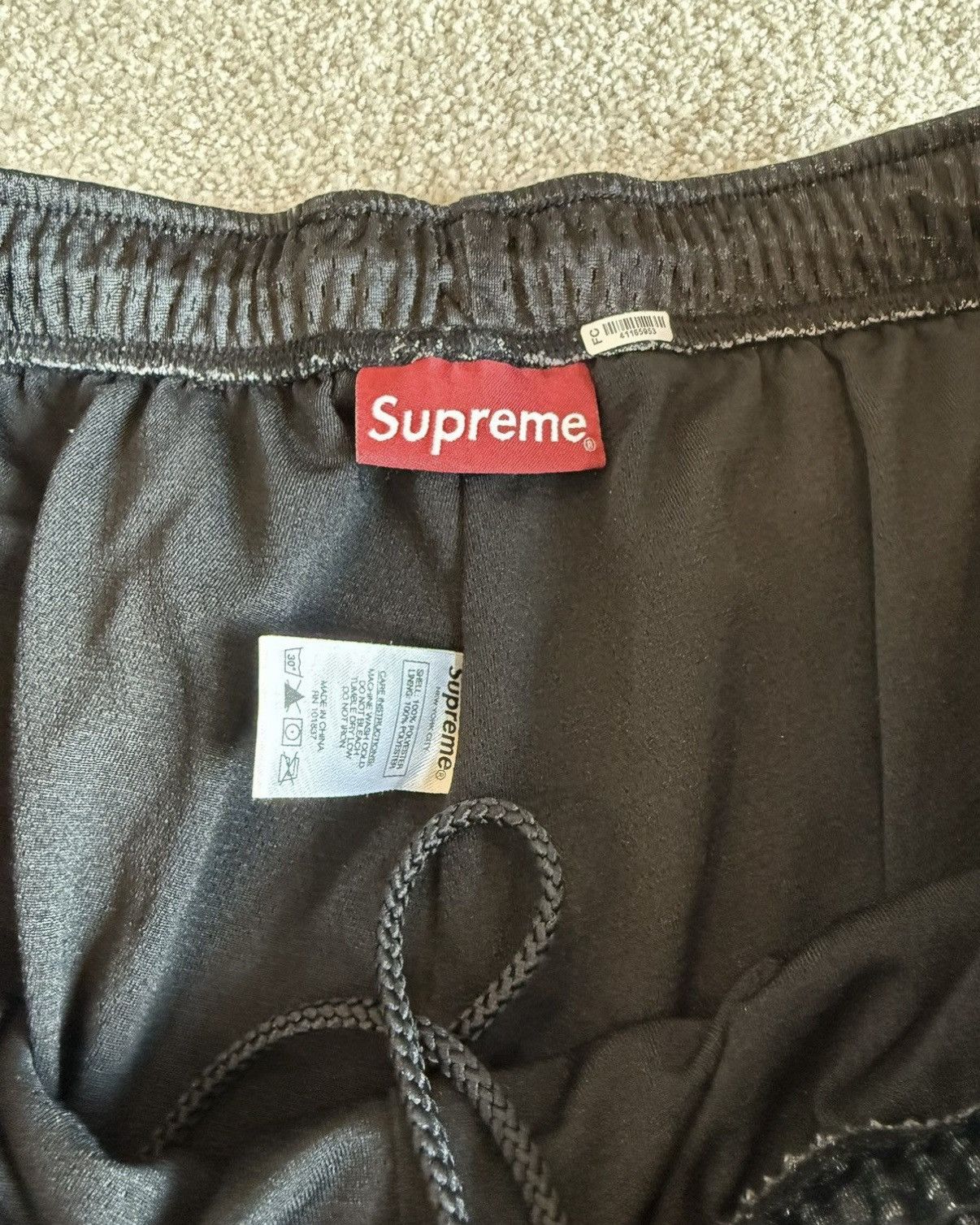 Supreme Supreme Hellraiser collab Size US 40 / EU 56 - 4 Thumbnail