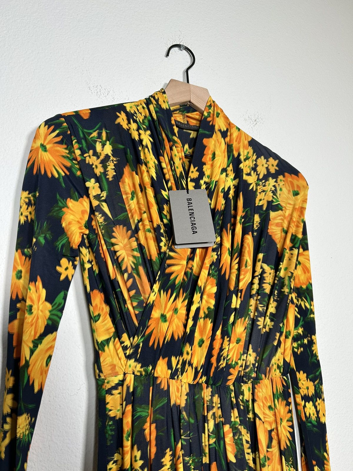 Balenciaga MSRP: $3.2k SS23 Floral Drape Pantsuit Dress Size S / US 4 / IT 40 - 5 Thumbnail