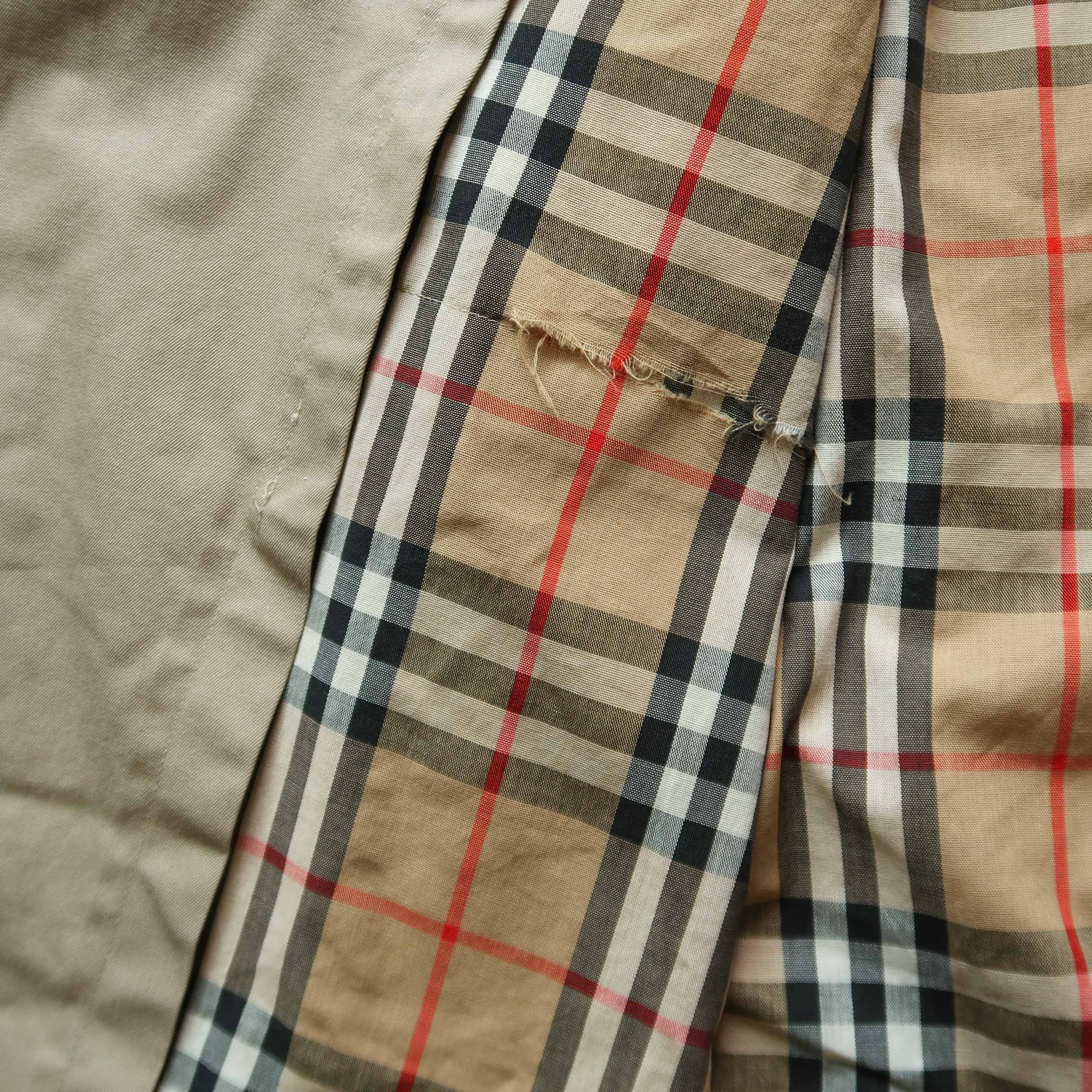 Burberry Vintage Burberry Trench Coat Size US L / EU 52-54 / 3 - 10 Thumbnail