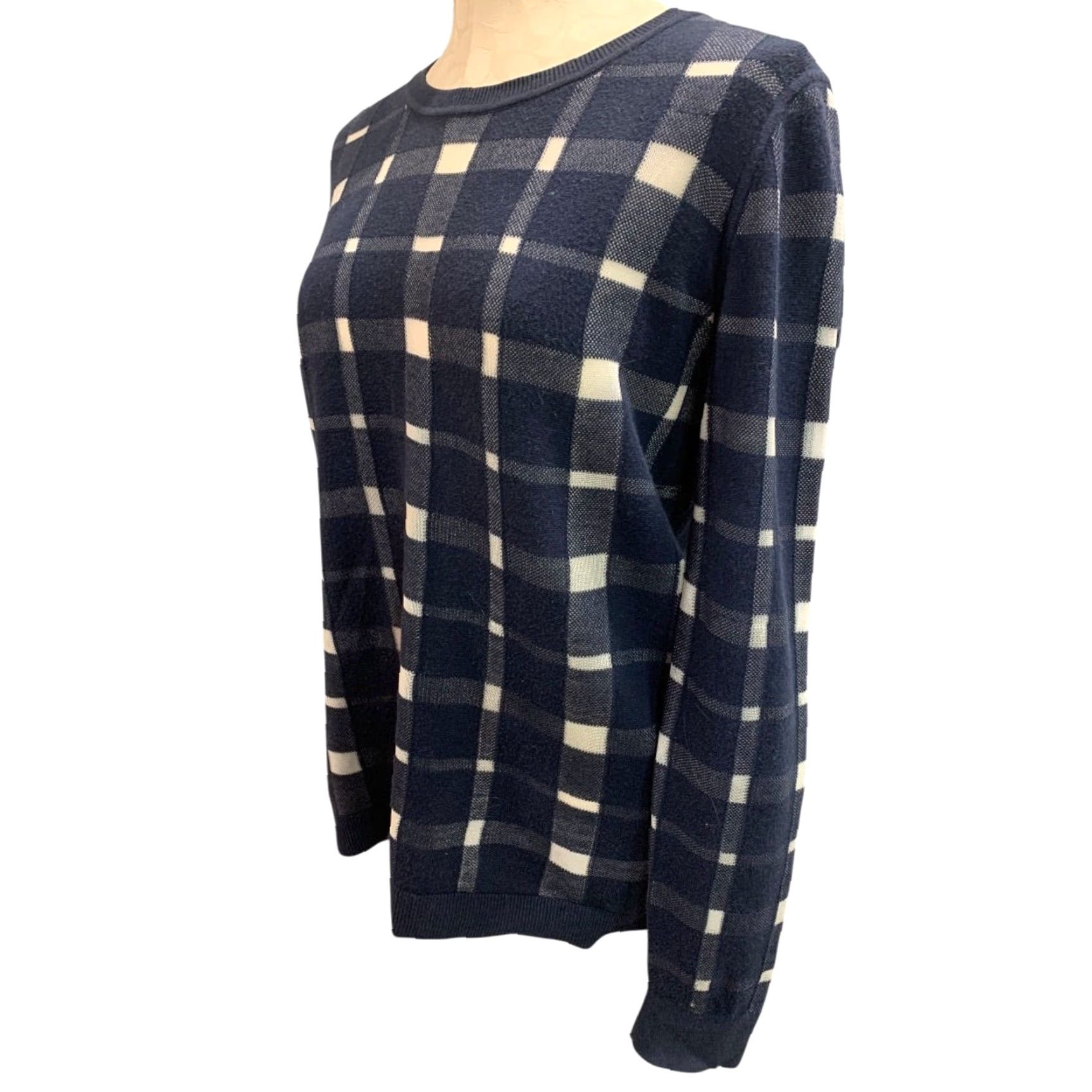 Banana Republic VINTAGE Banana Republic Womens Plaid Button Back Sweater Navy Blue M Pullover Knit Size M / US 6-8 / IT 42-44 - 3 Thumbnail
