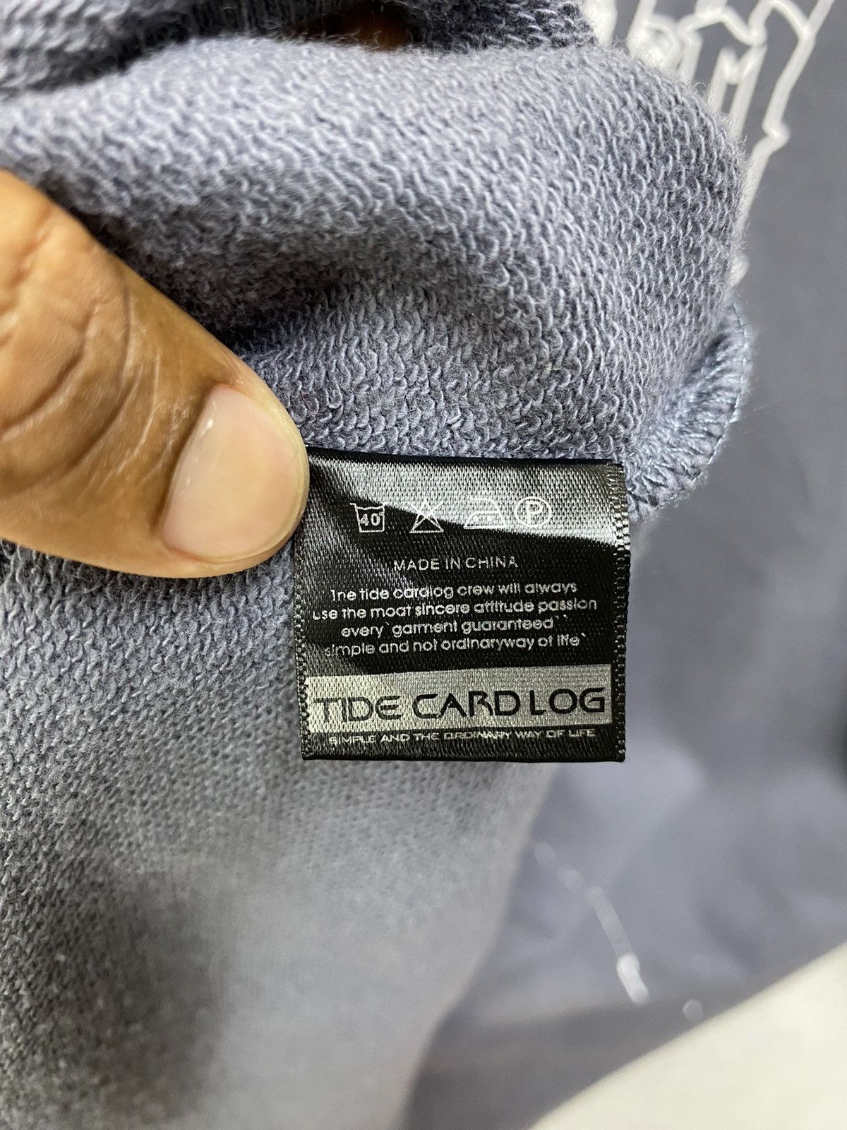 Japanese Brand Tide Card Log Distressed Sweatshirt Sun Faded Size XXL Size US XXL / EU 58 / 5 - 9 Thumbnail