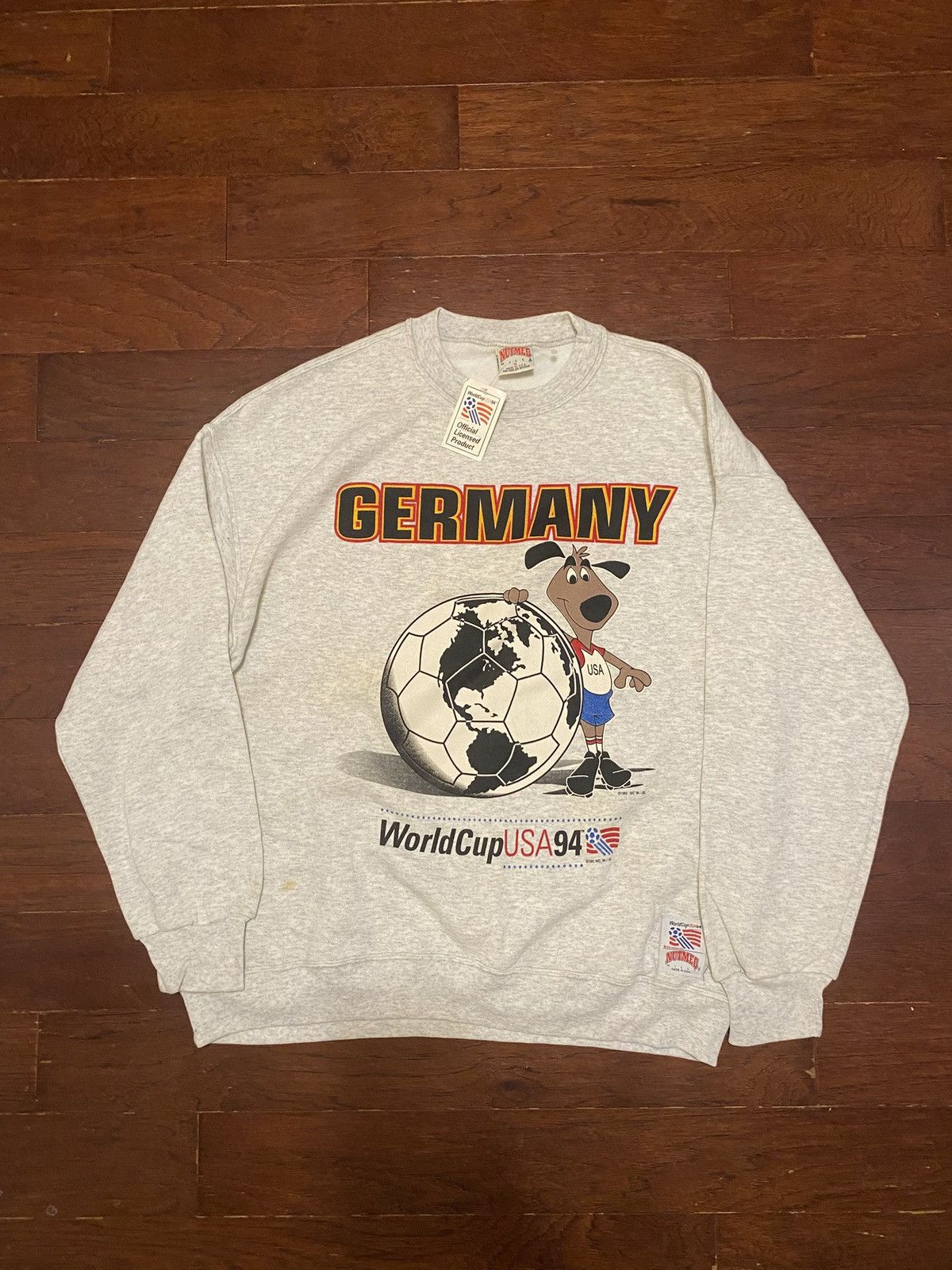 Nutmeg Vintage FIFA World Cup 1994 Germany pullover XL Size US XL / EU 56 / 4 - 1 Thumbnail