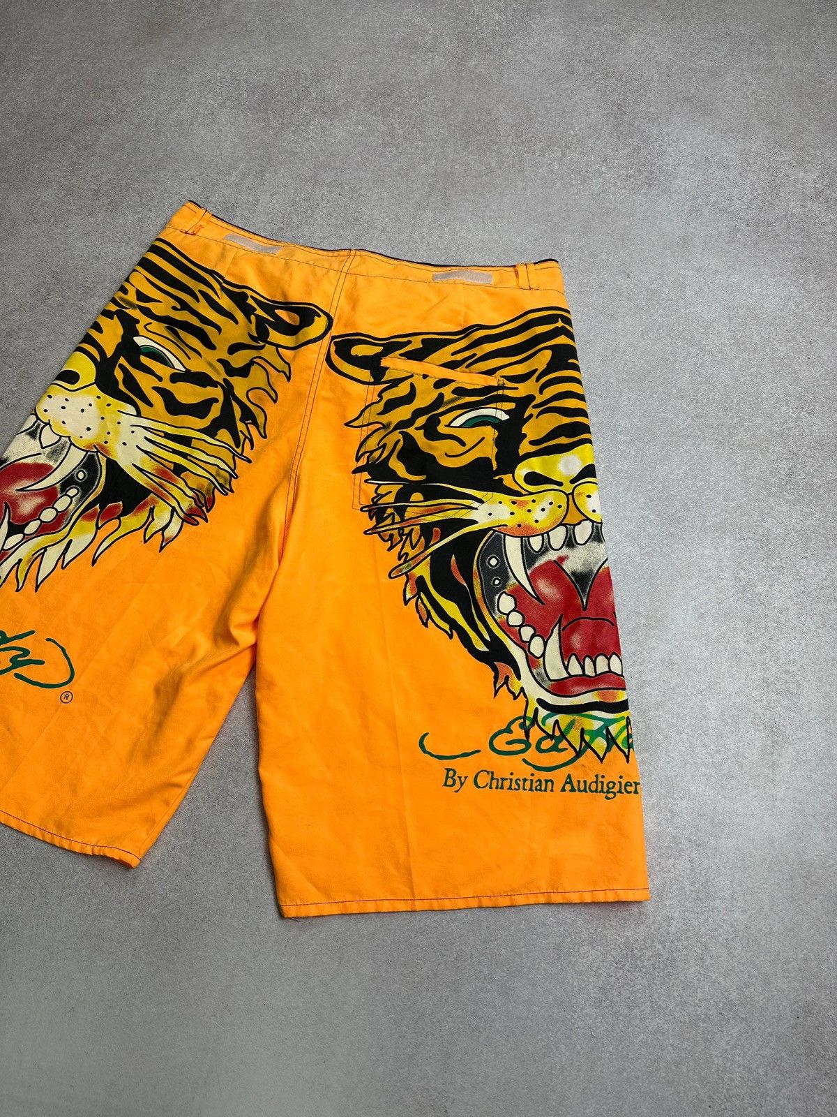 Ed Hardy × Ken Carson Vintage Ed Hardy Christian Audigier Tiger Shorts Rare Y2K Size US 36 / EU 52 - 4 Thumbnail
