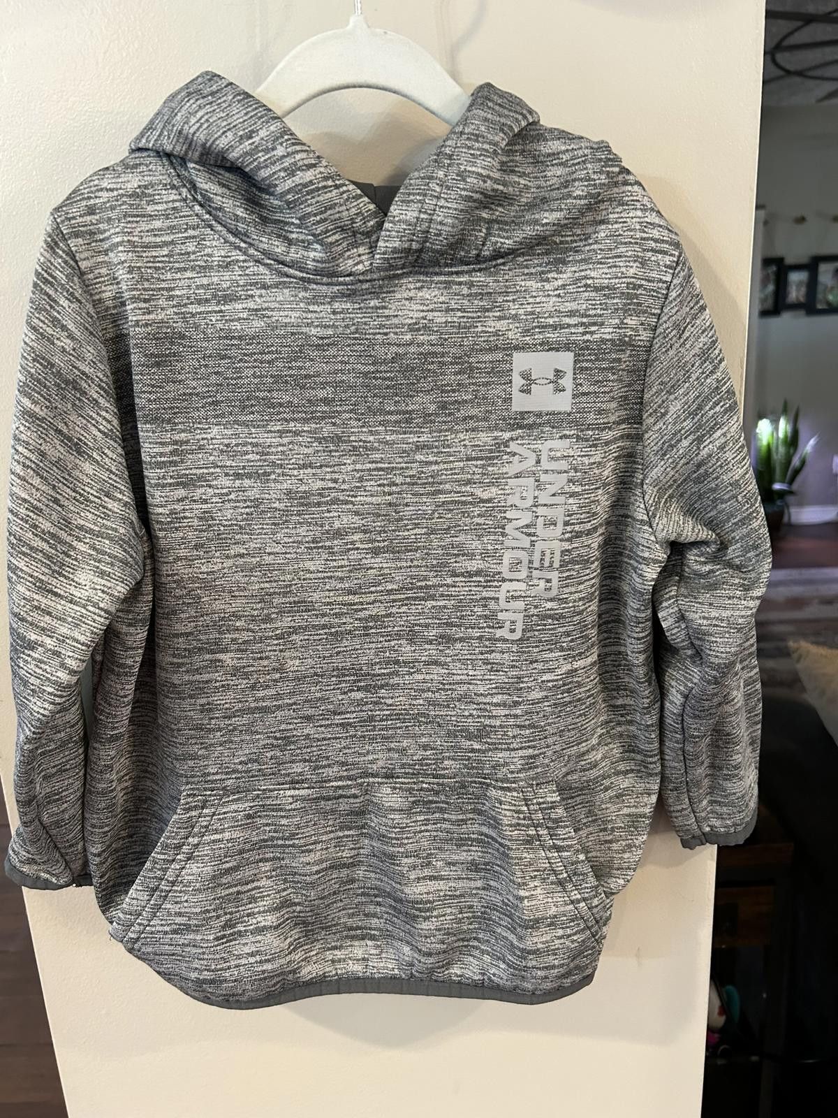 Under Armour Under Armour Youth Gray Hoodie Sweatshirt YXS Size US XS / EU 42 / 0 - 1 Thumbnail