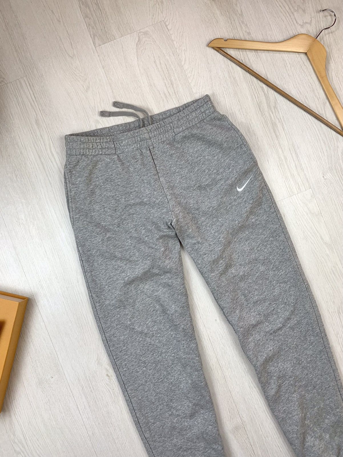 Vintage Nike Vintage Y2K Embroidered Swoosh Pants Mens Grey Size S-M Size US 31 - 3 Thumbnail